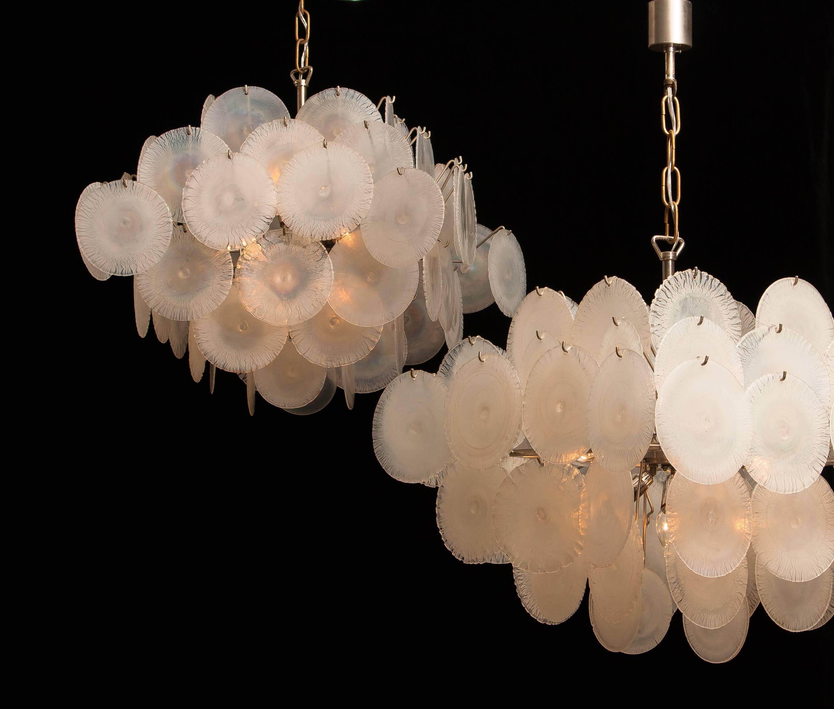 Mid-20th Century Set of Two Gino Vistosi Chandeliers with White or Pearl Murano Crystal Discs