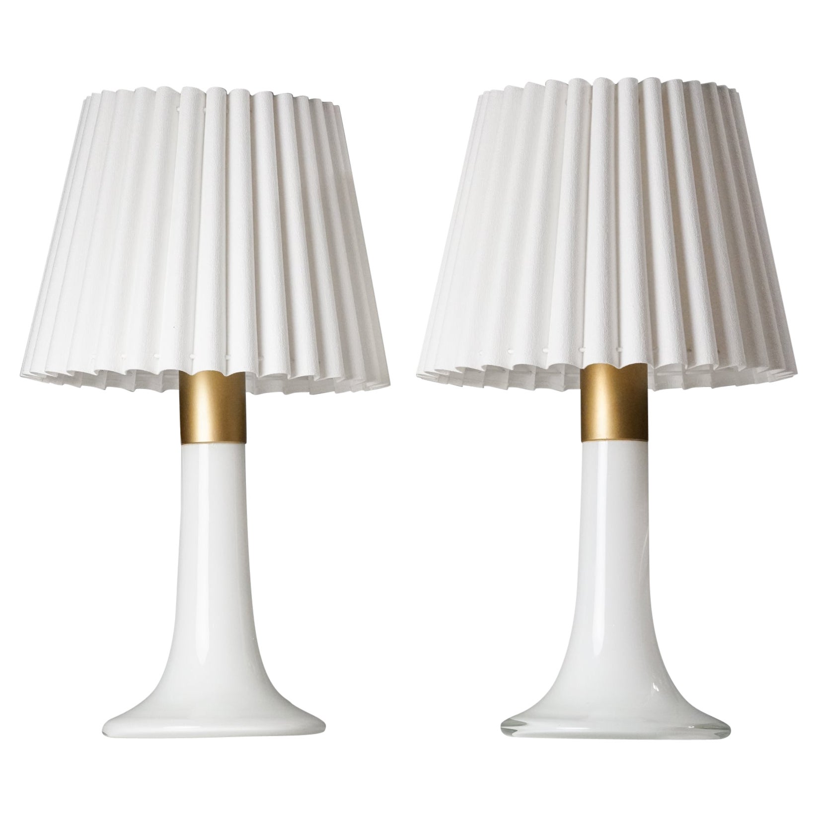 Ensemble de deux lampes de table en verre, Lisa Johansson-Pape, Orno Oy, années 1960 en vente