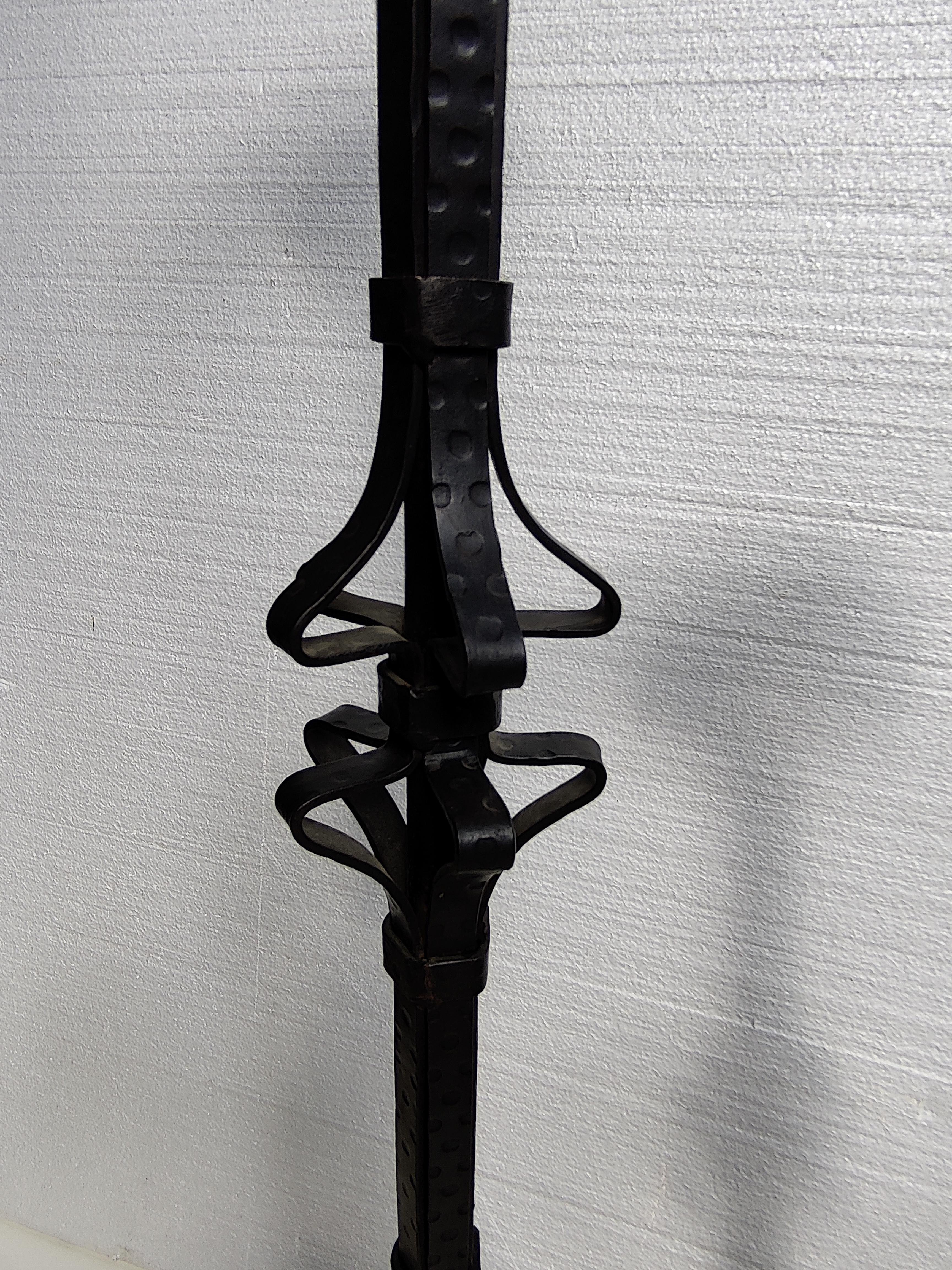 Set of Two Global View Iron Pillar Candle Holders For Sale 2