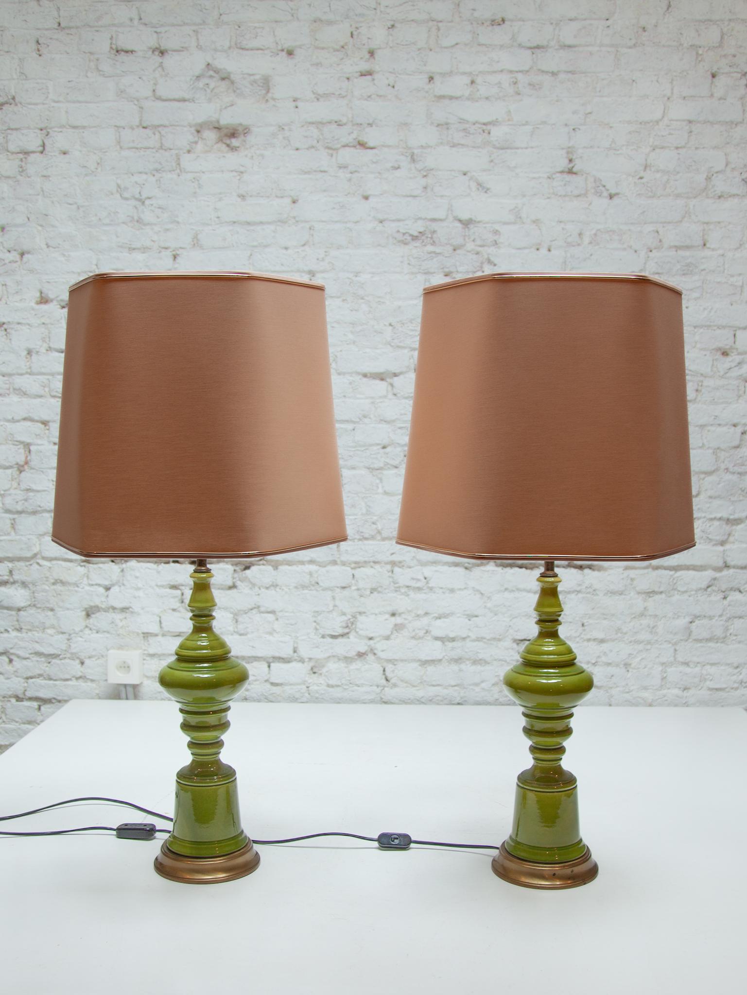 Set of two Green Ceramic Table lamps attributed to Poul Eliasen, 1960s For Sale 1