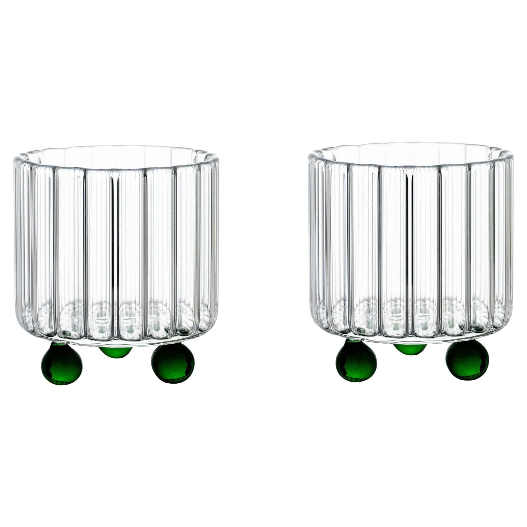 Ensemble de deux verres à pied verts par Agustina Bottoni - Fait à la main en Italie en vente