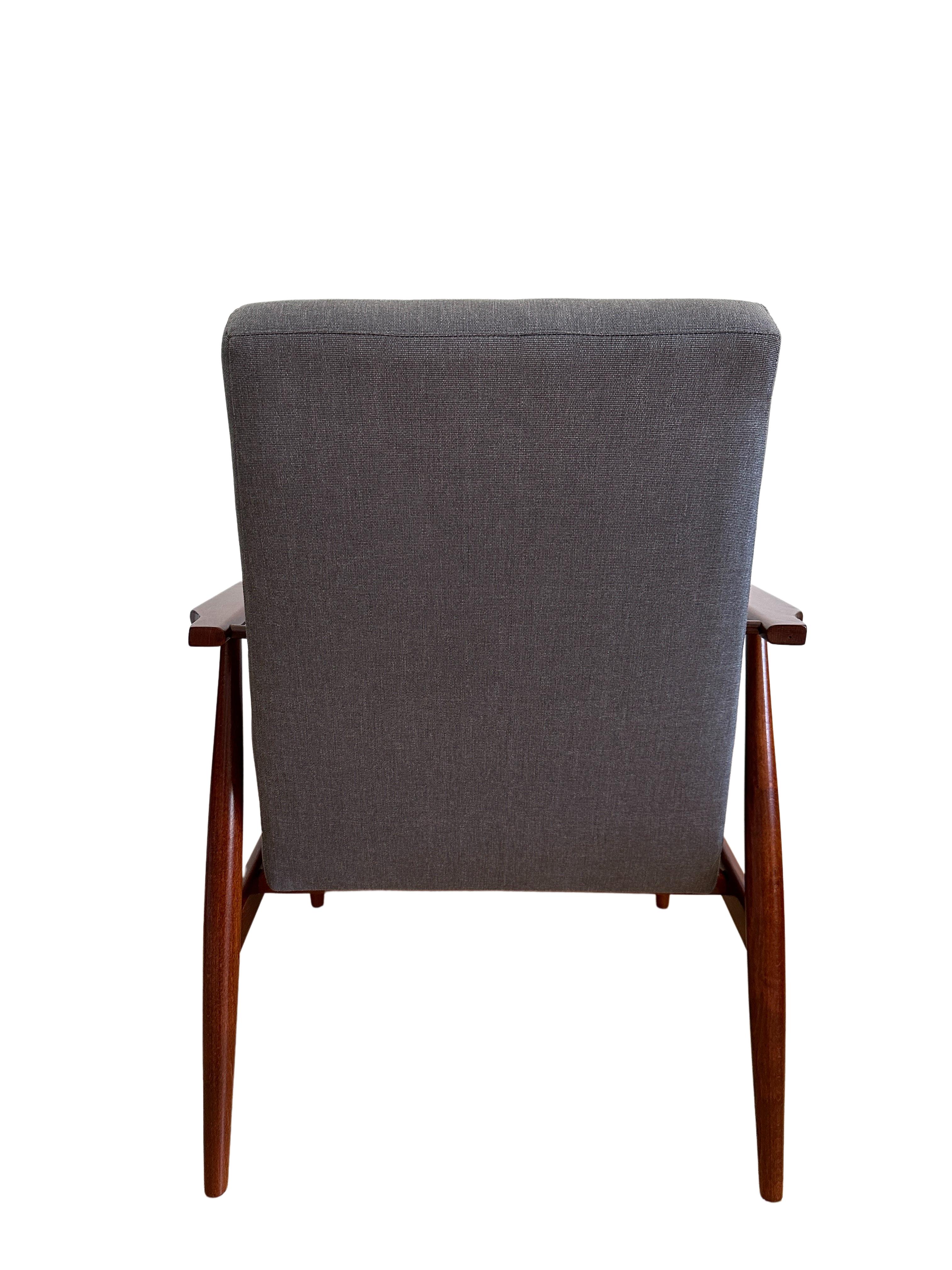 Mid-Century Modern Set of Two Grey Armchairs in Kvadrat Upholstery by Henryk Lis, Europe, 1960s For Sale