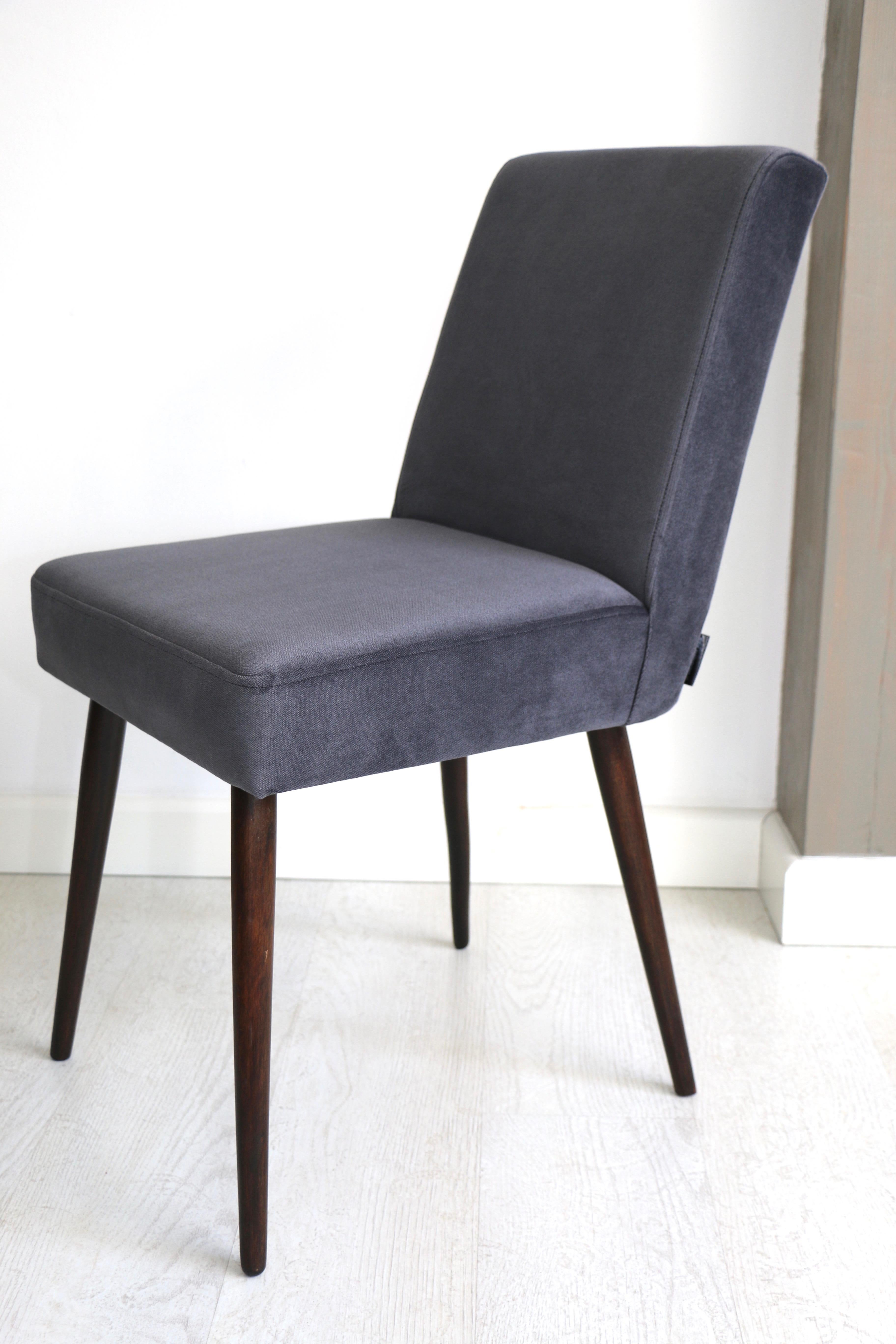 Woodwork Set of Two Grey Velvet Chairs from 1970s For Sale