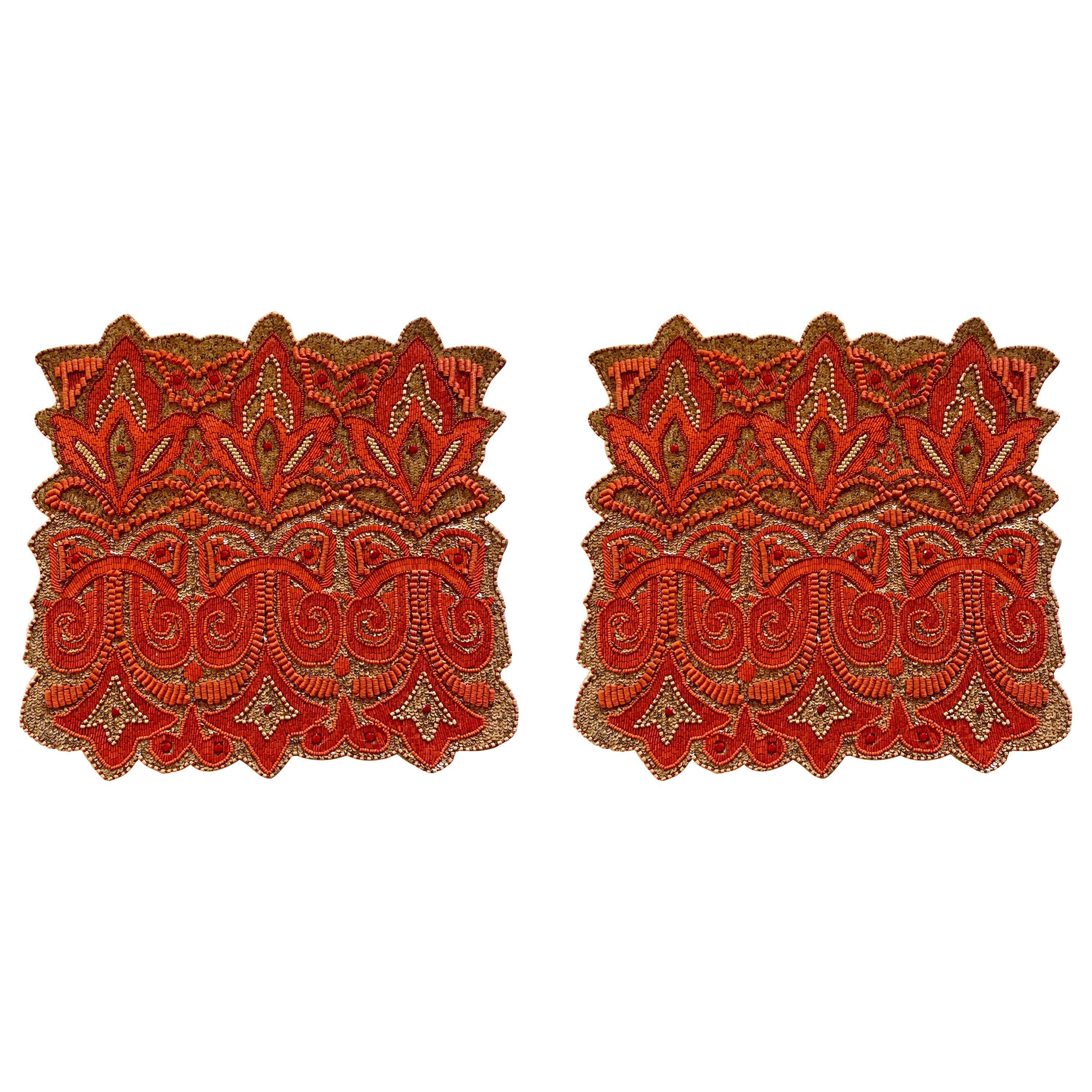 Juego de dos manteles individuales con cuentas hechas a mano por Amy Seybert en venta
