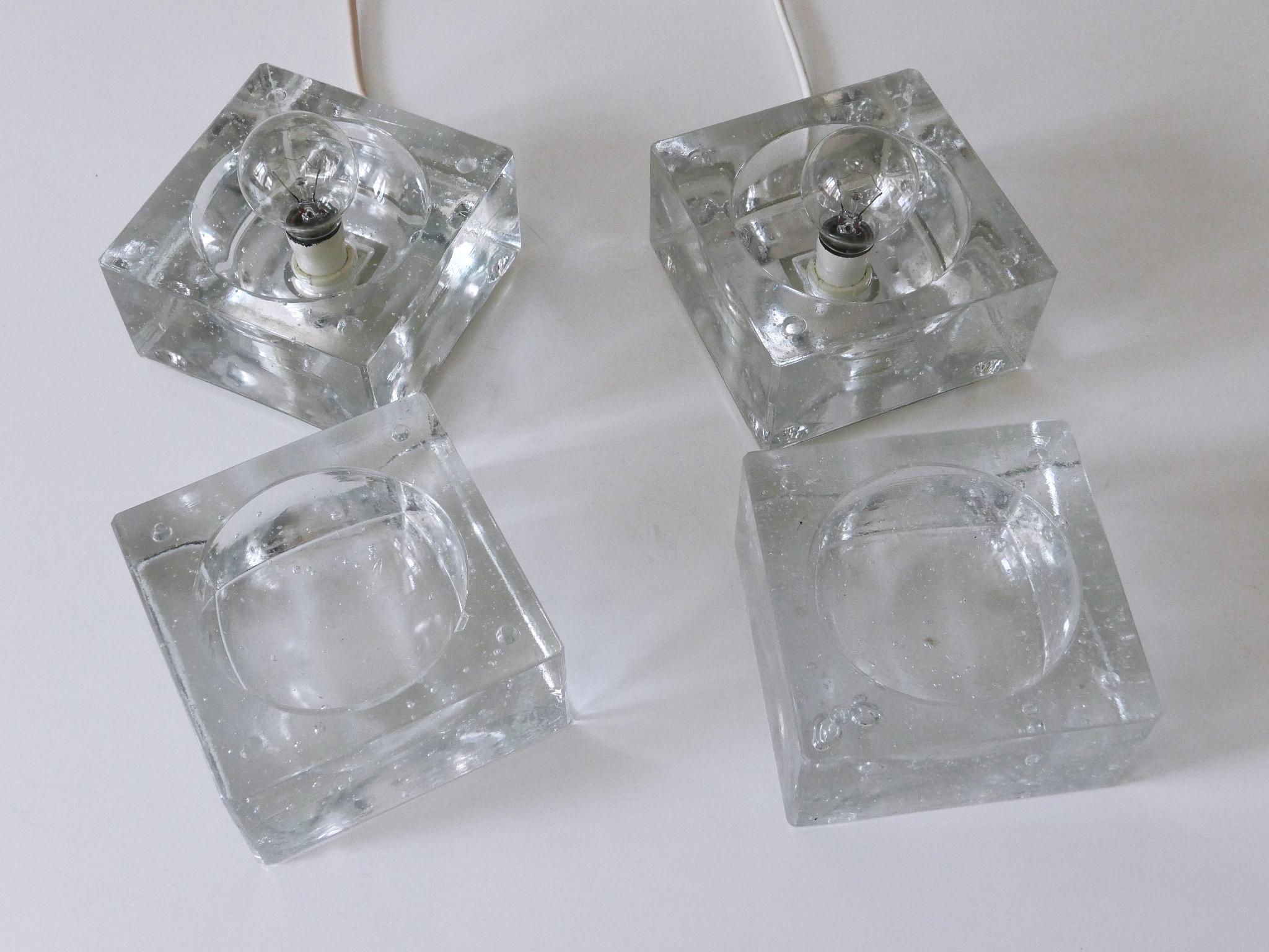 Set of Two Hand Blown Cubic Table Lamps by Müller & Zimmer, 1970s, Germany For Sale 13