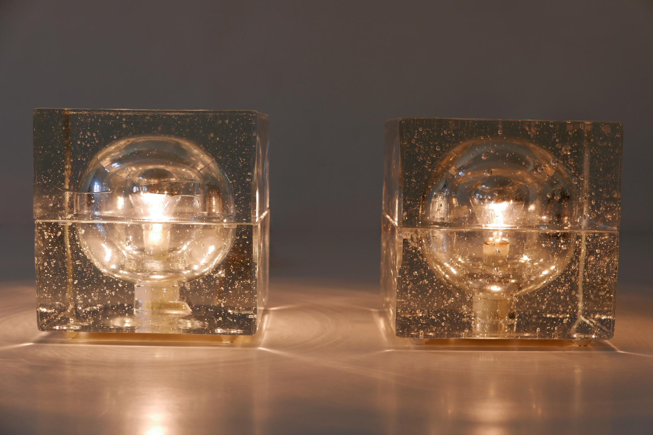Set of Two Hand Blown Cubic Table Lamps by Müller & Zimmer, 1970s, Germany In Good Condition In Munich, DE