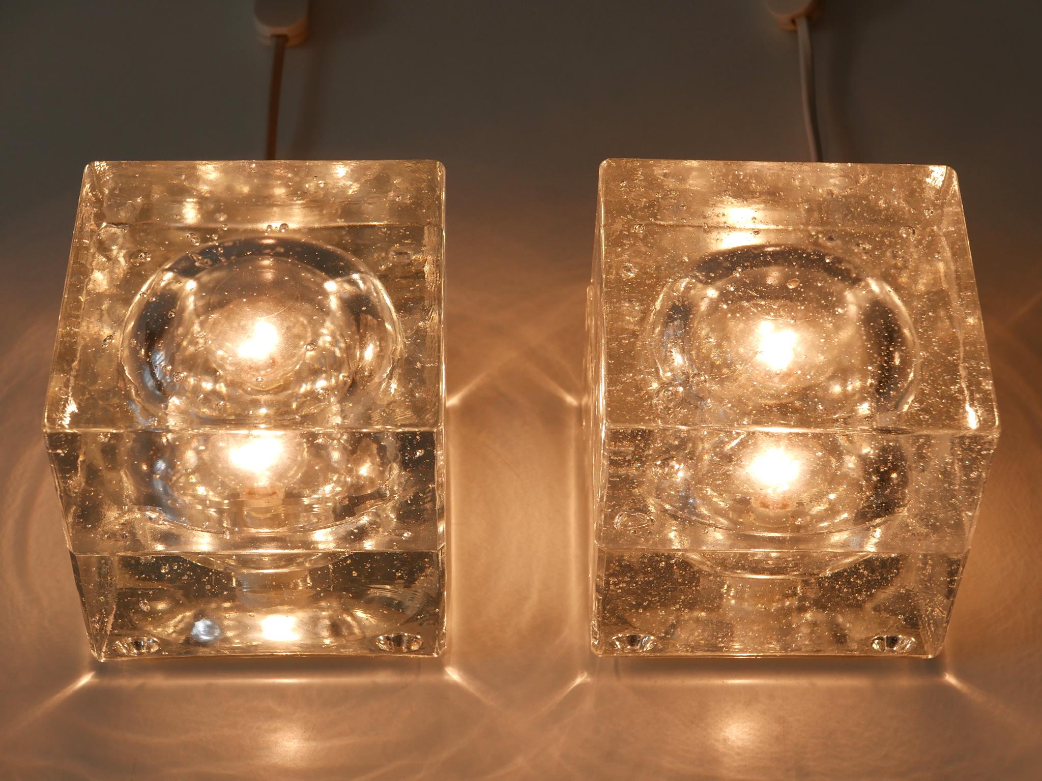 Blown Glass Set of Two Hand Blown Cubic Table Lamps by Müller & Zimmer, 1970s, Germany For Sale