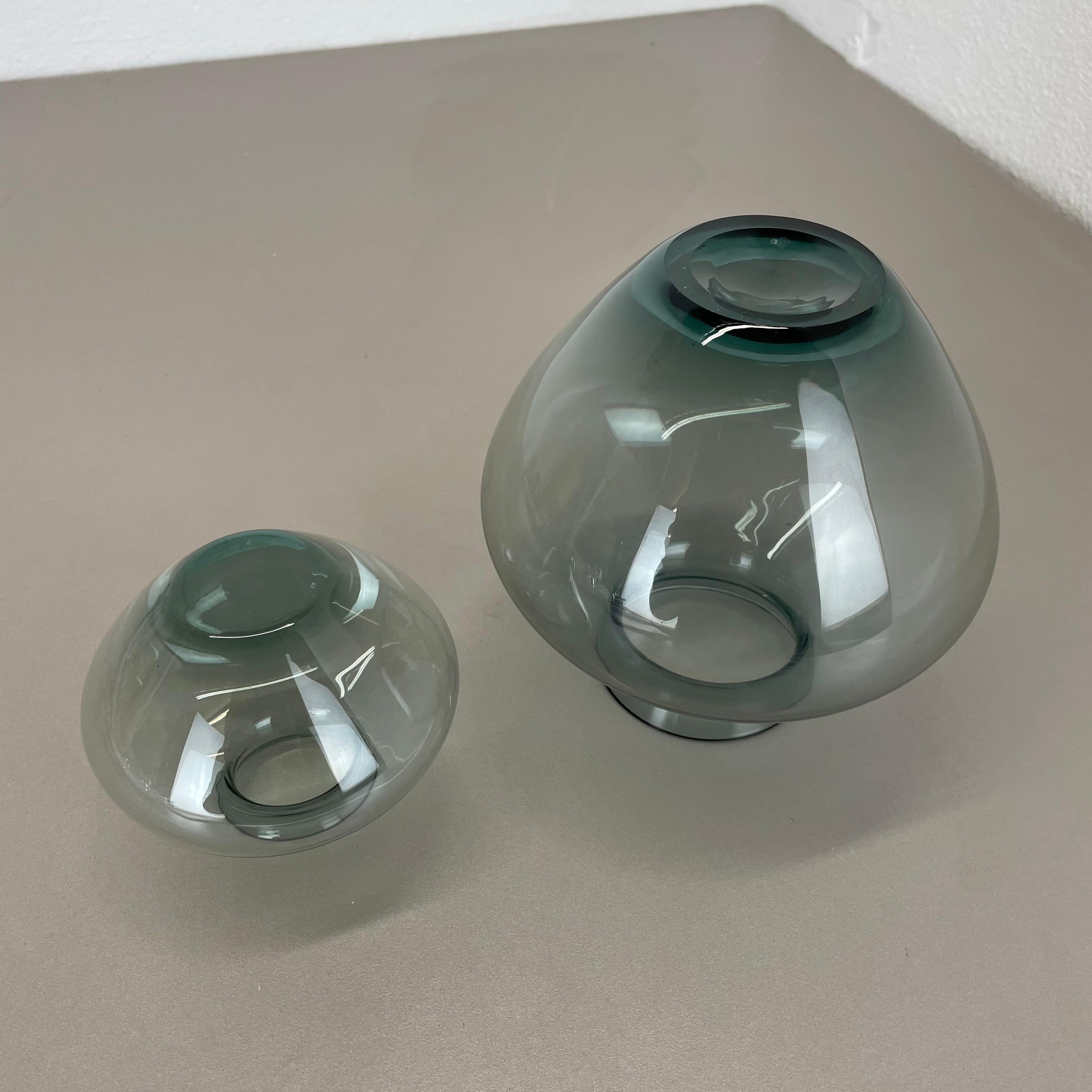 Set di due vasi a cuore Turmaline di Wilhelm Wagenfeld per WMF Germania, anni '60 in vendita 6