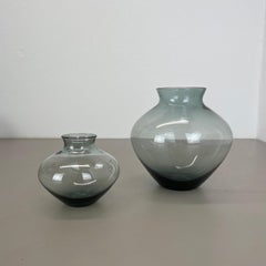Ensemble de deux vases en forme de cœur de Wilhelm Wagenfeld pour WMF Allemagne, années 1960