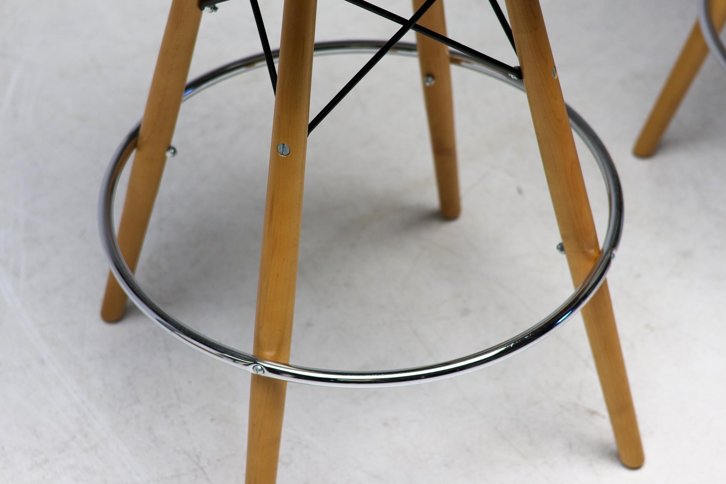 American Set of Two Herman Miller Mid Century Modern Charles Eames 