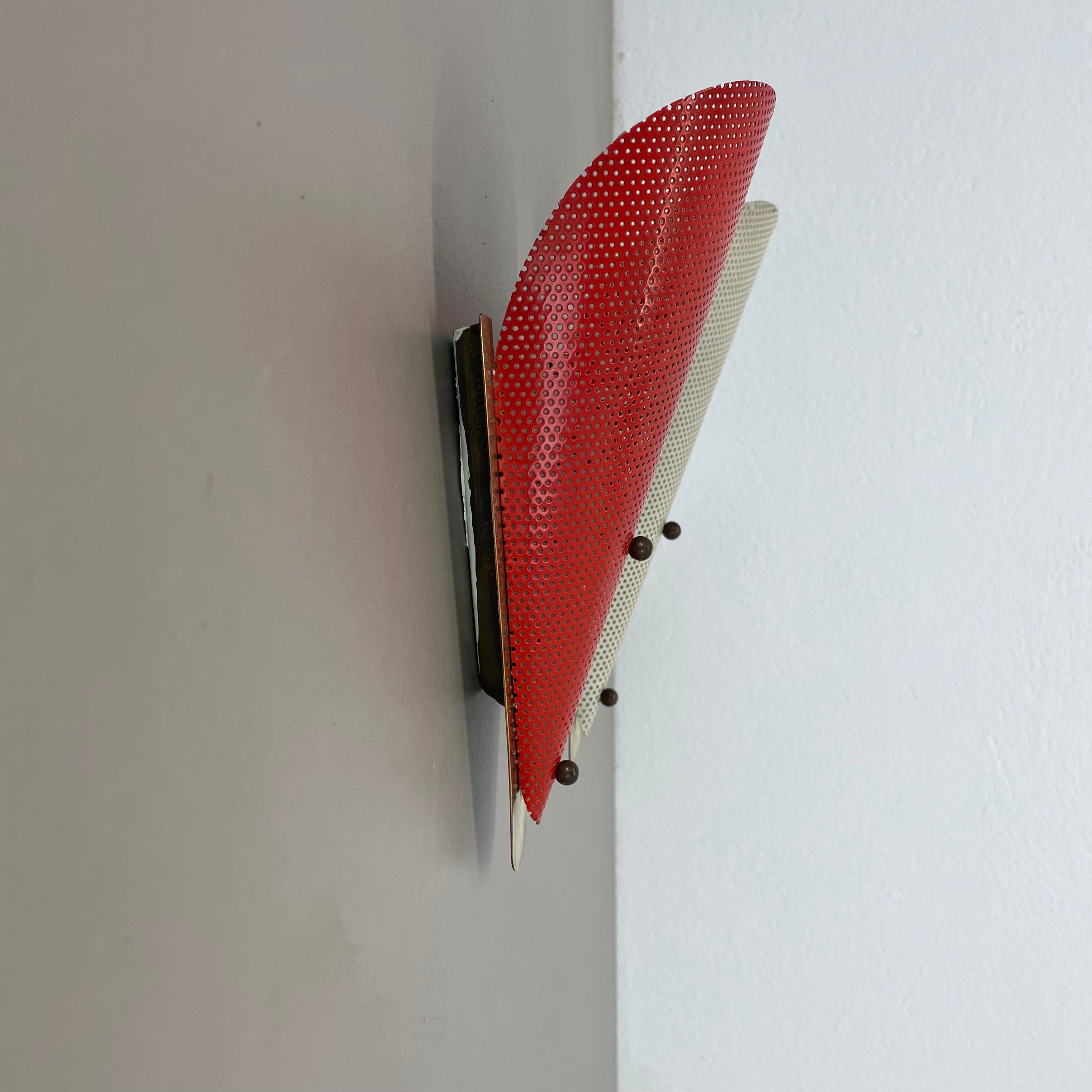 juego de dos apliques de pared con orificios estilo MATEGOT, Francia, 1950 en venta 9