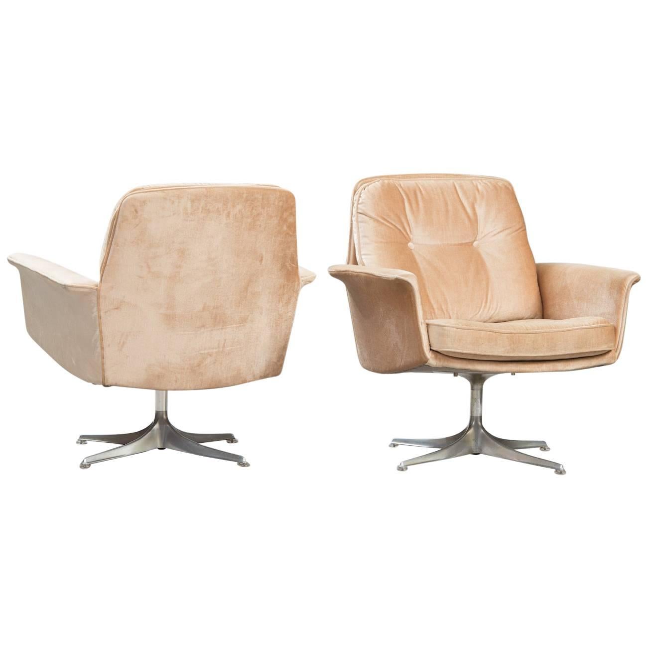 Set of Two Horst Bruning Swivel Lounge Chairs for COR