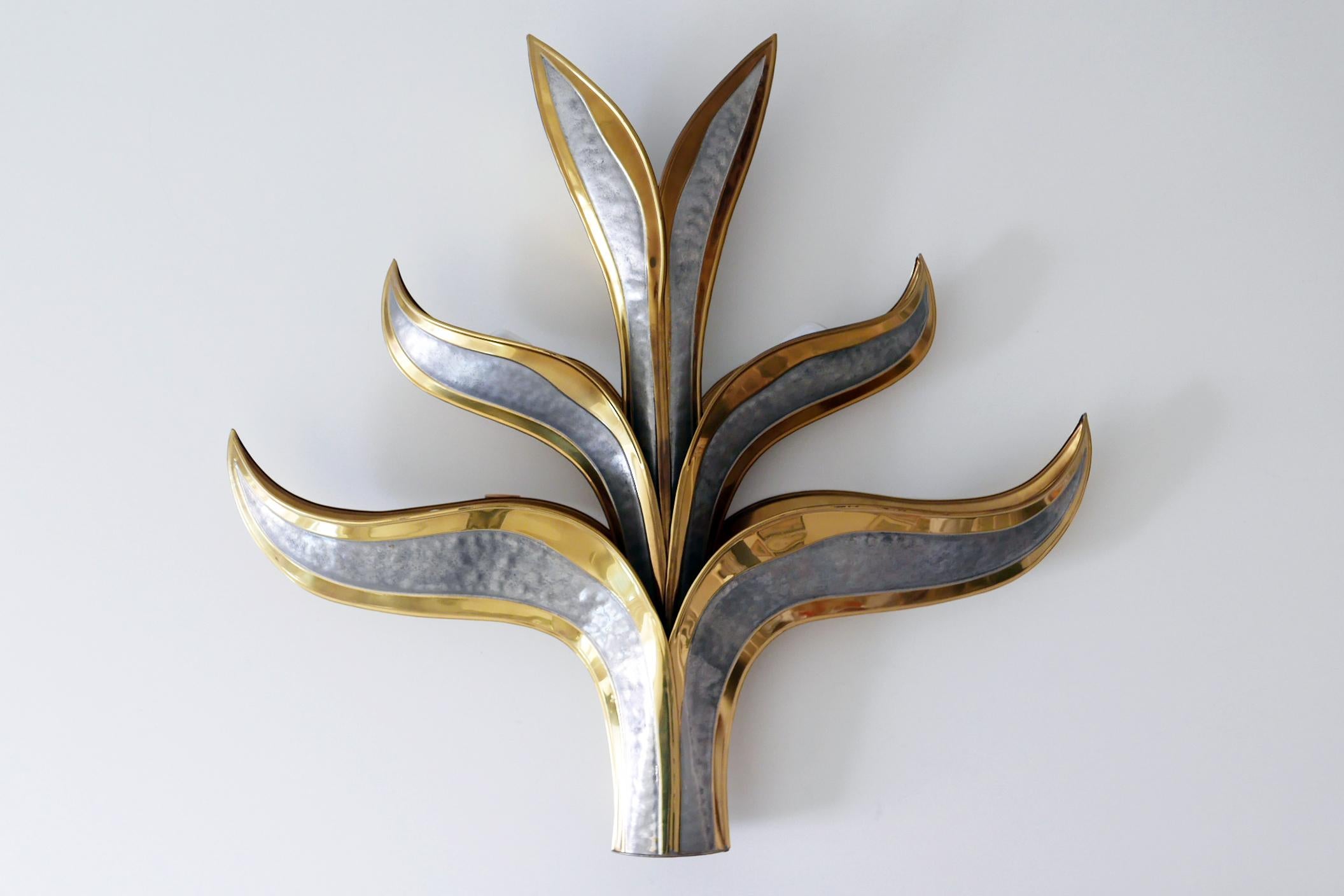 Set of Two Huge Brass 'Foliage' Wall Lamps or Sconces by Richard Faure, 1970s In Good Condition In Munich, DE