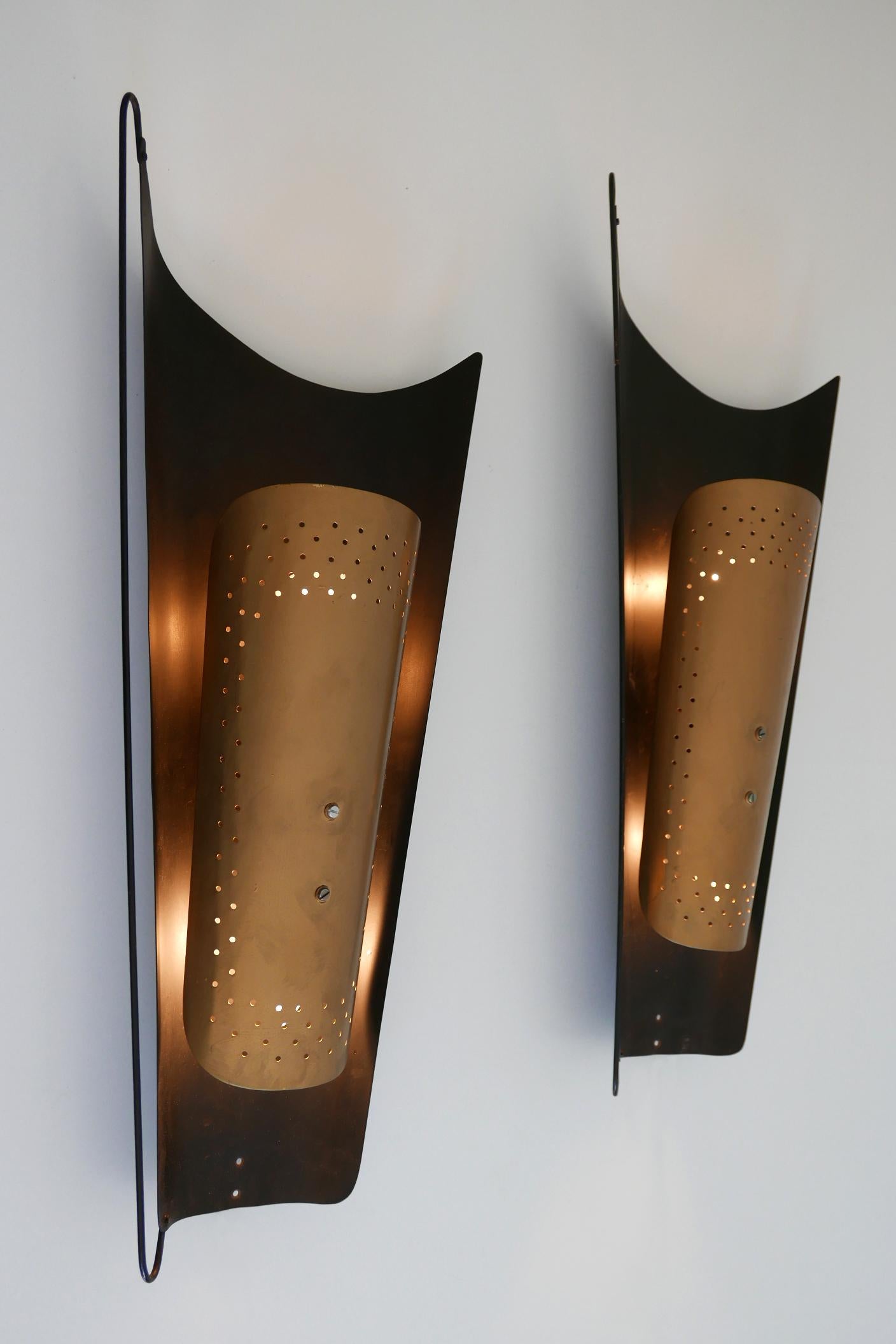 Set of Two Huge Mid-Century Modern Wall Lamps or Sconces, 1950s, Germany For Sale 2