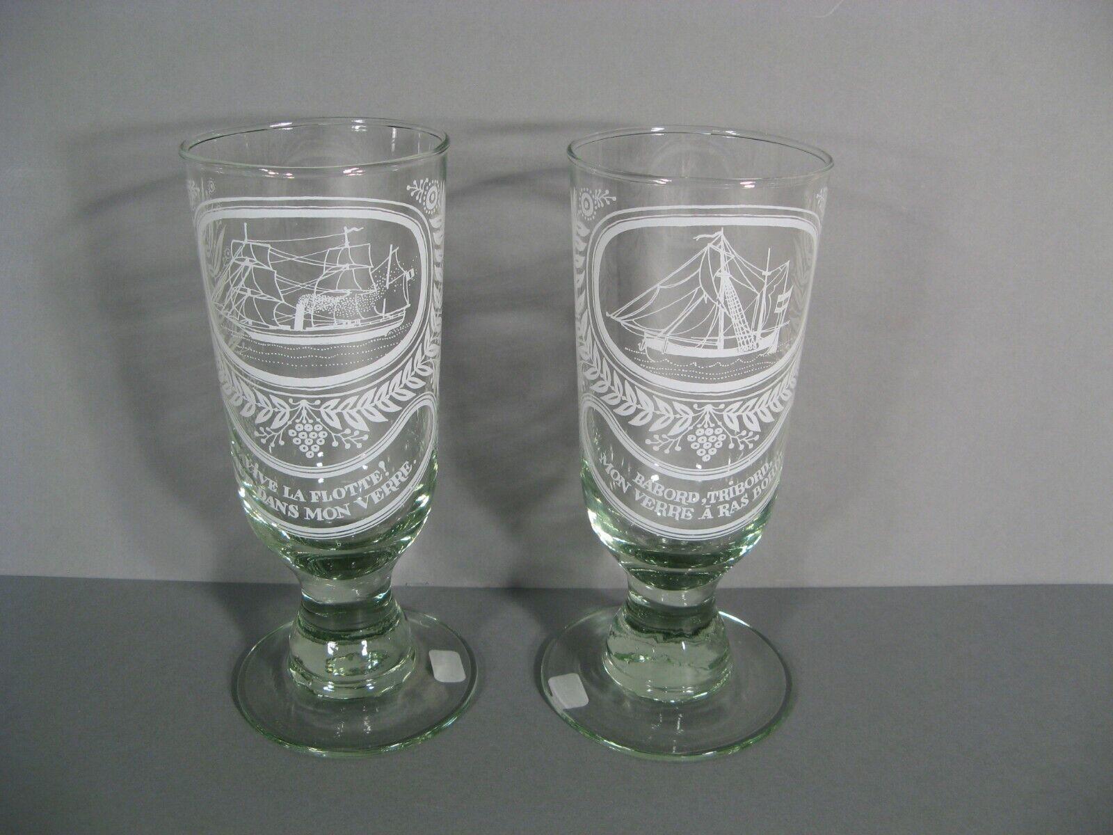Empire Set of Two Humorous Glasses with Nautical Décor - Mid 20th Century - 1Y149