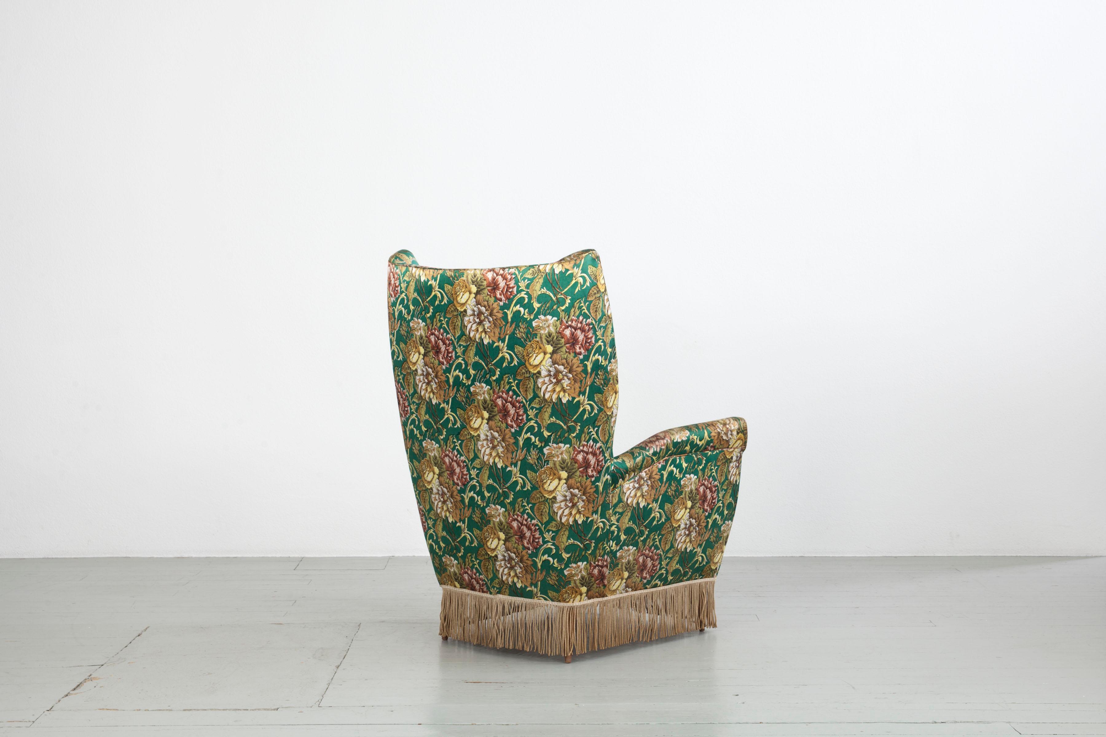Mid-20th Century Set of Two I. S. A. Bergamo Italian Floral upholstered Wingback Chairs, 1950s For Sale