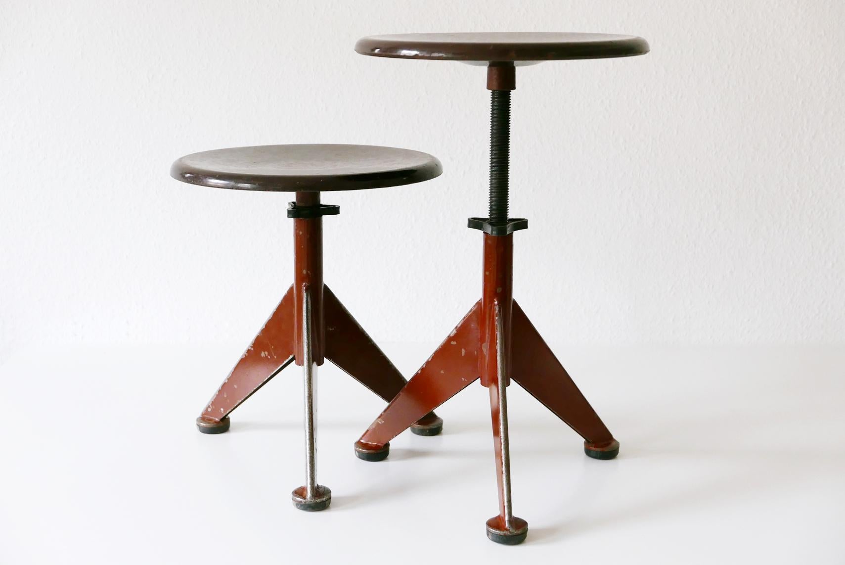 Set of two extremely rare industrial workshop stools. Manufactured by AB Odelberg Olsen, 1930s, Sweden.

Executed in Bakelite seat and enameled steel base.

Dimensions:
Dm 13 in. x H 18 in. or Dm 33 cm x H 45 cm
The sitting height can be