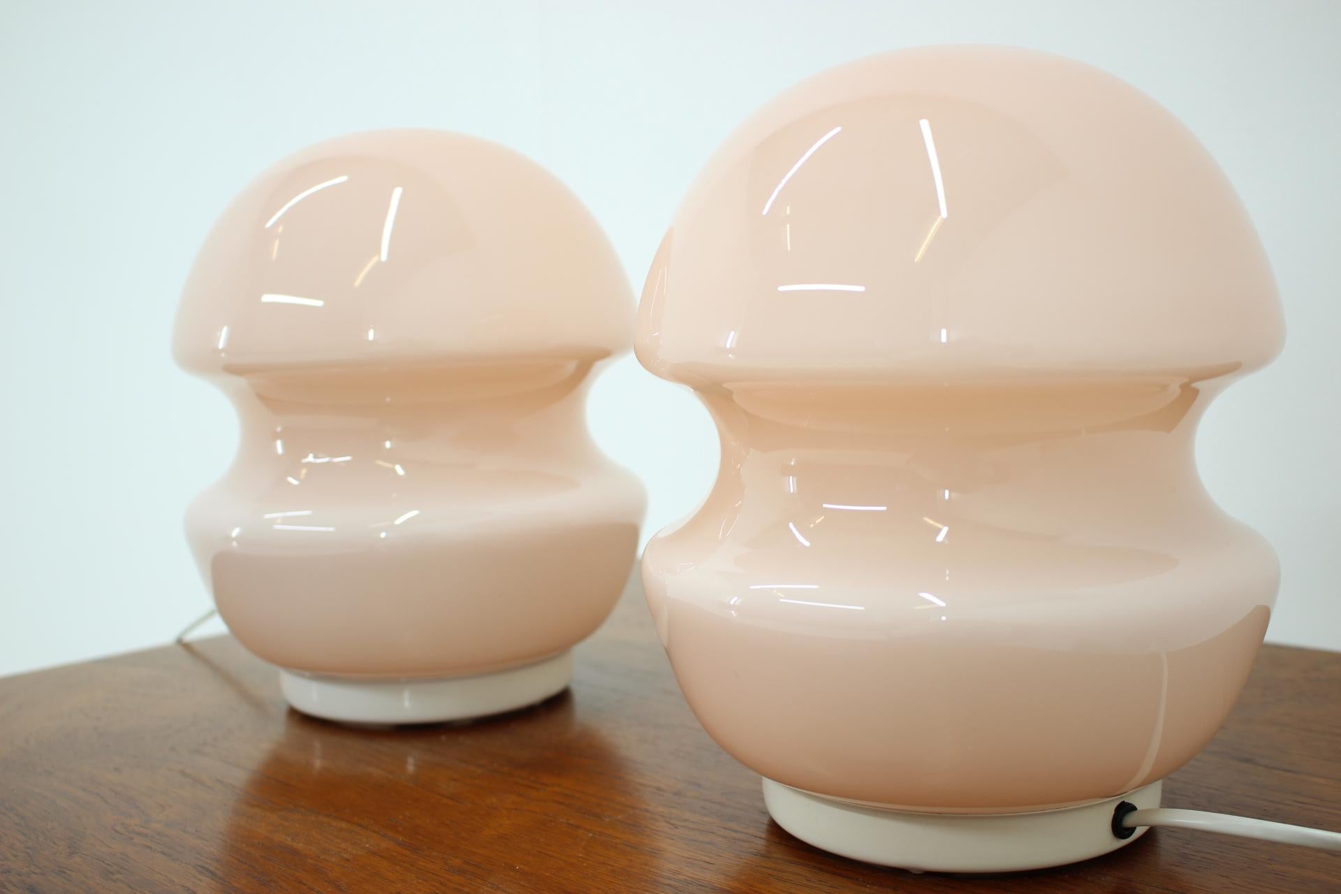 Mid-Century Modern Set of Two Interesting Pink Table Lamps, 1960s