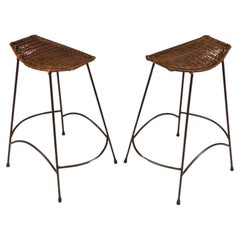 Ensemble de  Deux tabourets de bar en fer à la manière d'Arthur Umanoff, États-Unis, vers 1970