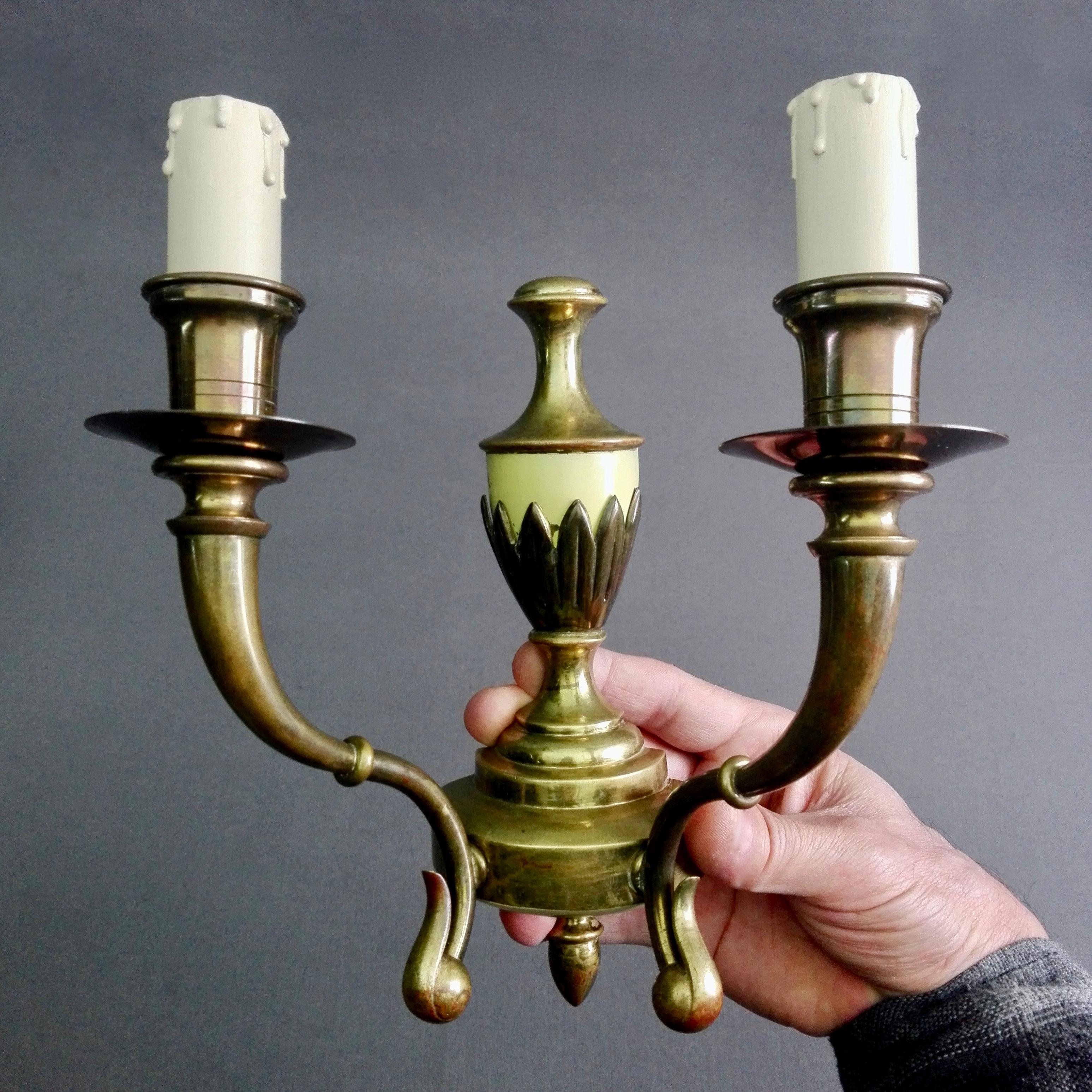 1950s Italian solid brass two-light sconces. Set of Two. For Sale 2