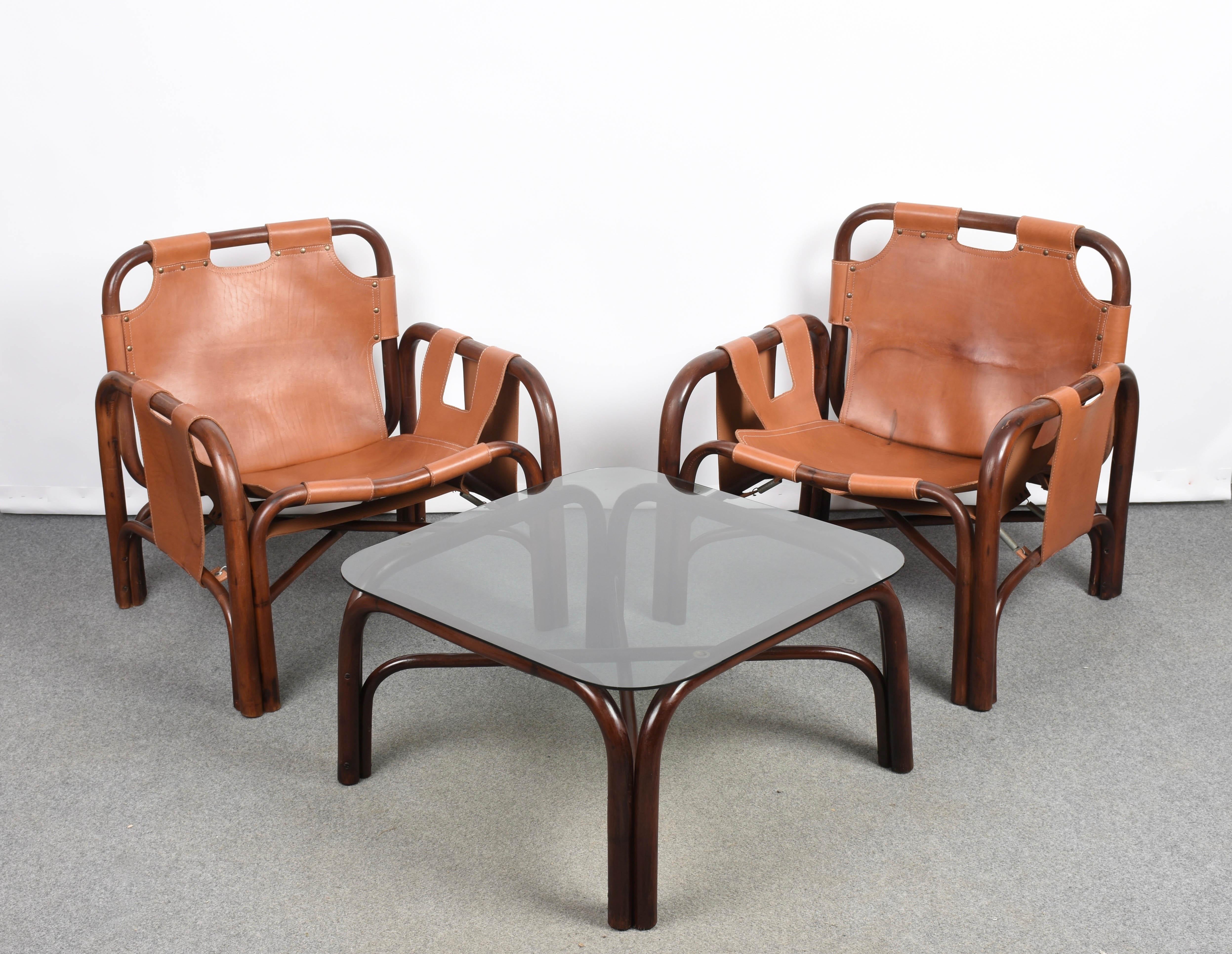 Mid-Century Modern Set of Two Italian Armchairs and Table Bamboo and Leather, Italy, 1960s
