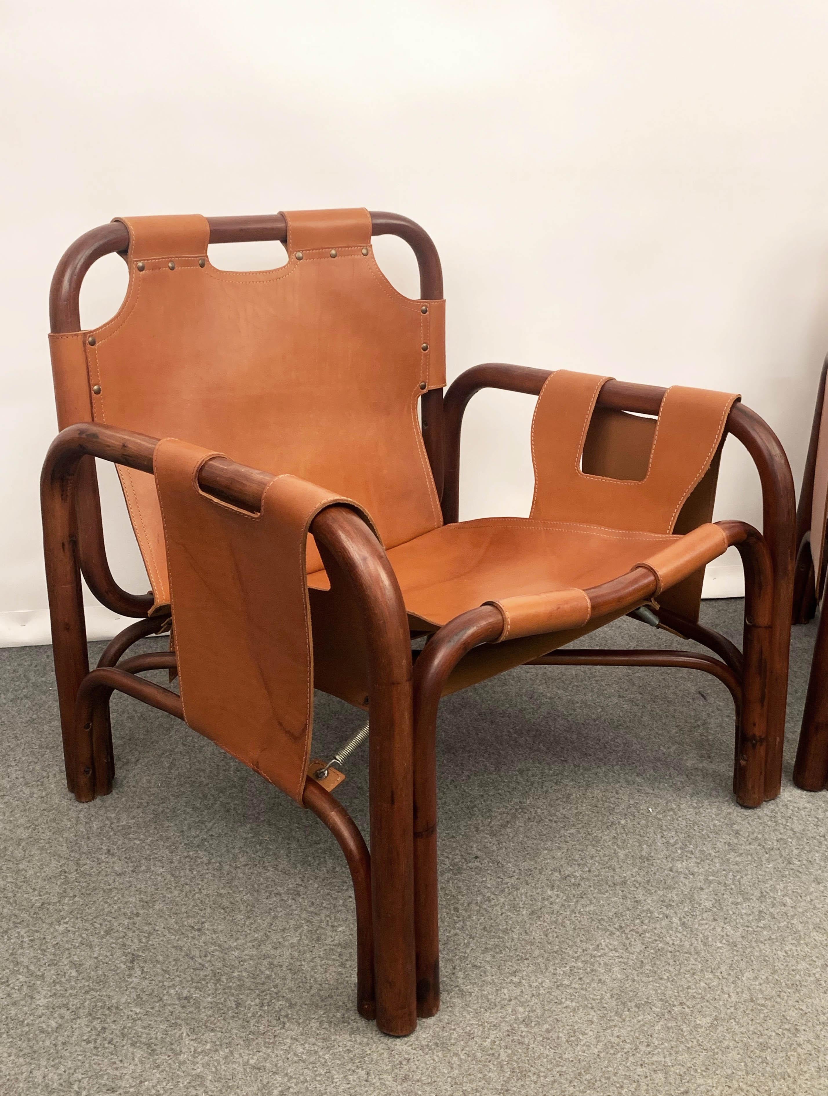 Set of Two Italian Armchairs and Table Bamboo and Leather, Italy, 1960s In Good Condition In Roma, IT