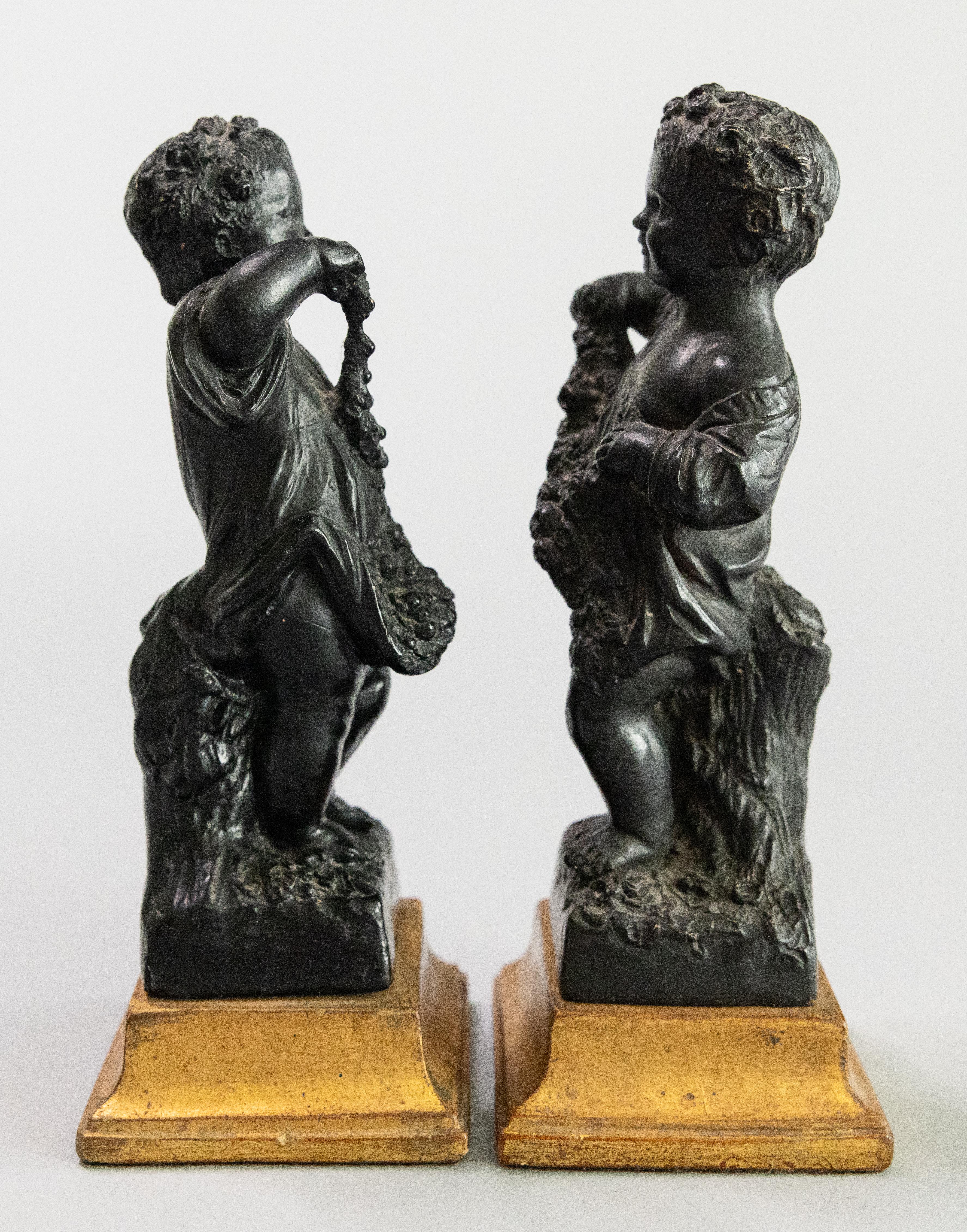 Metà XX secolo Set di due putti putti italiani di Borghese, circa 1930 in vendita