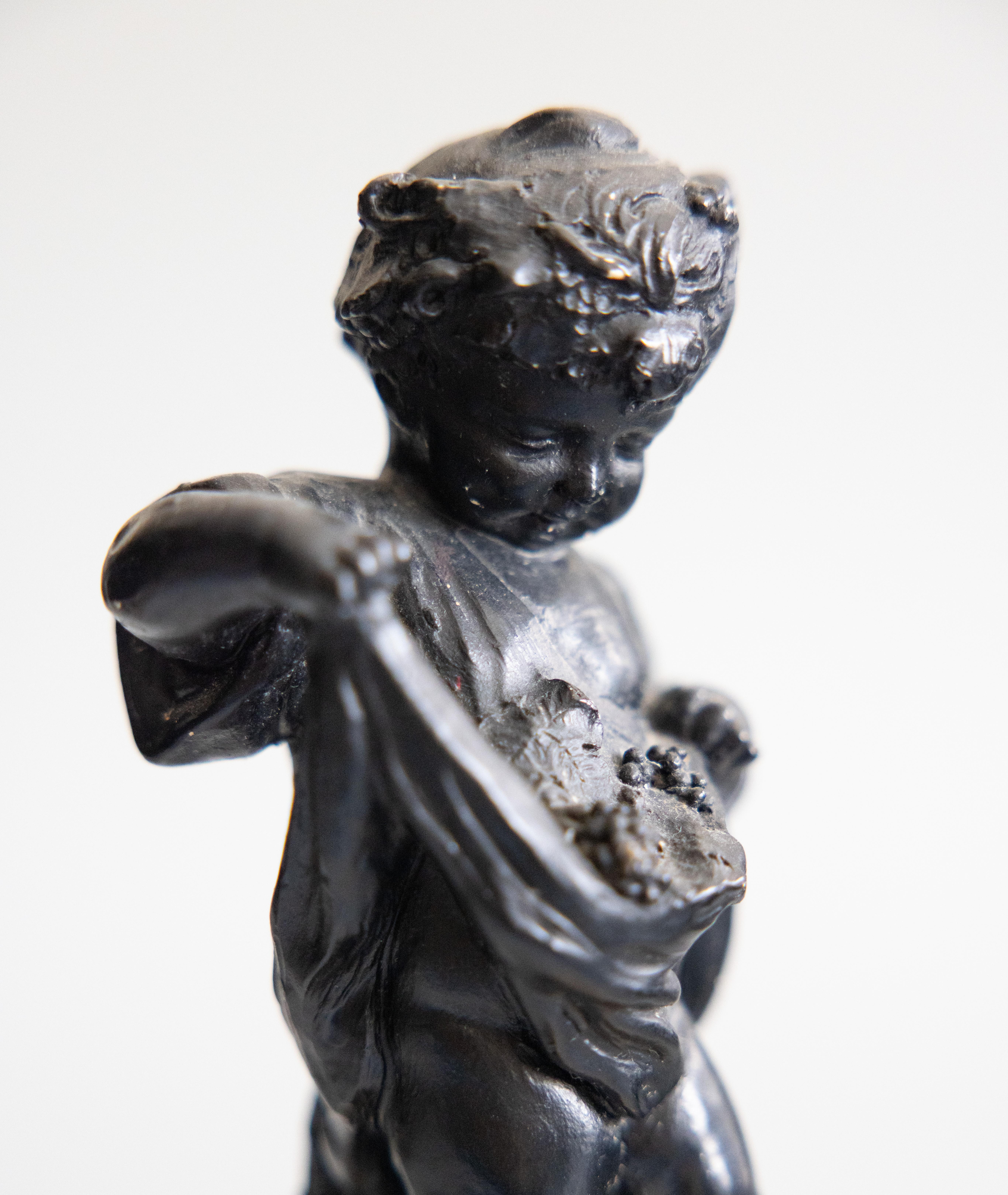 Set di due putti putti italiani di Borghese, circa 1930 in vendita 1