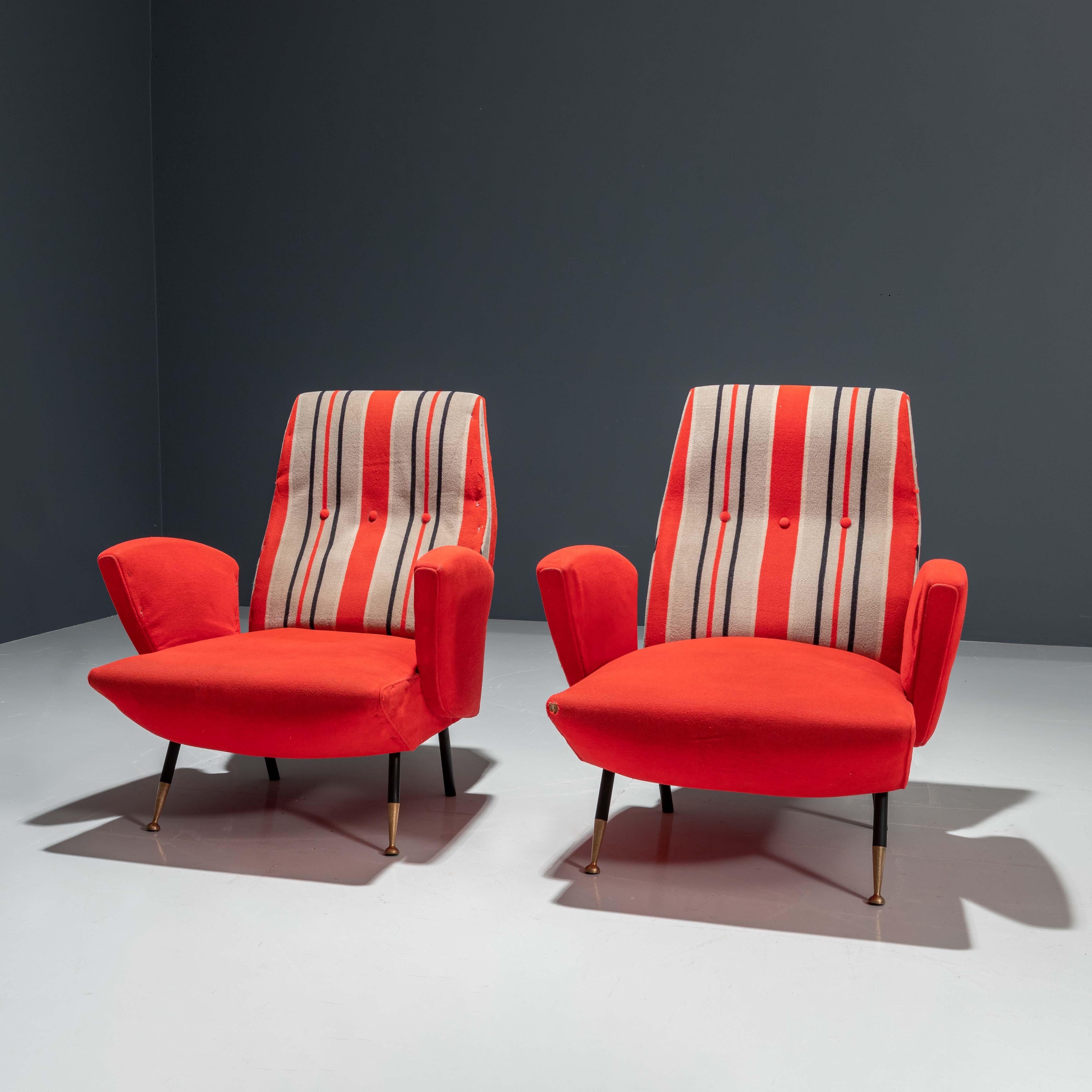 Ensemble de deux chaises disco italiennes en tapisserie d'origine, années 1960 en vente 1