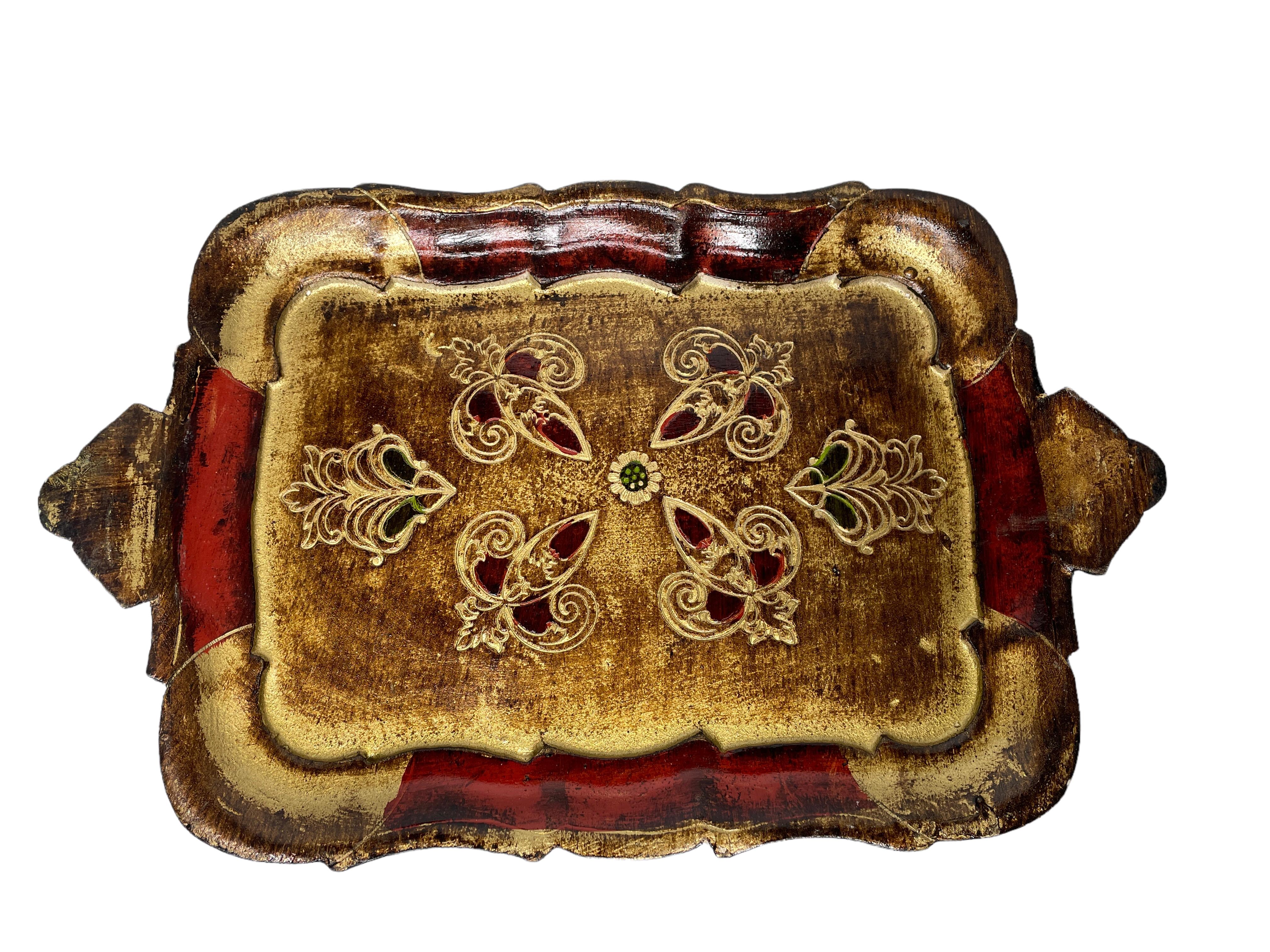 Set of two Italian Florentine Gilded Gilt Wood Serving Tray Toleware Tole, 1960s For Sale 1