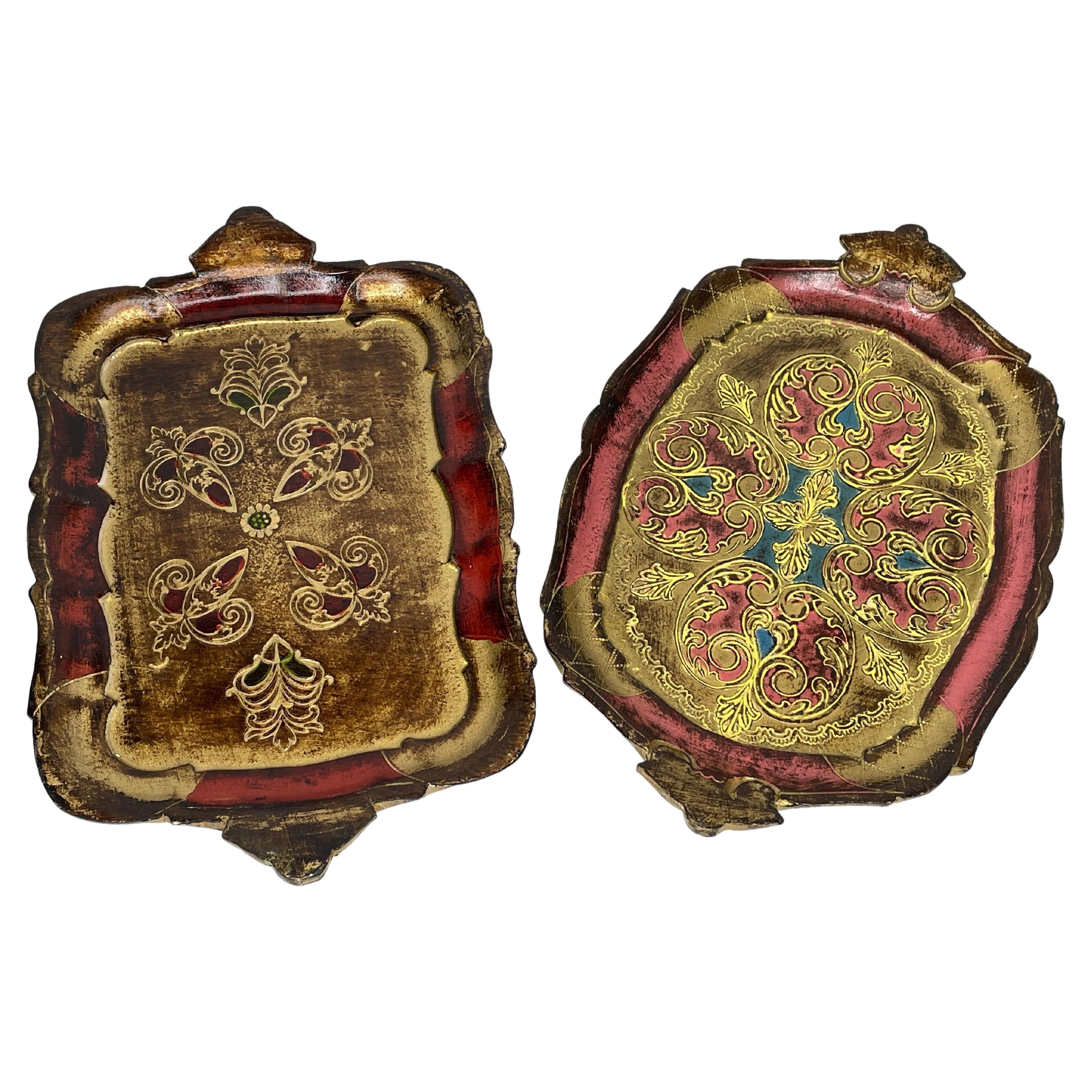 Set of two Italian Florentine Gilded Gilt Wood Serving Tray Toleware Tole, 1960s