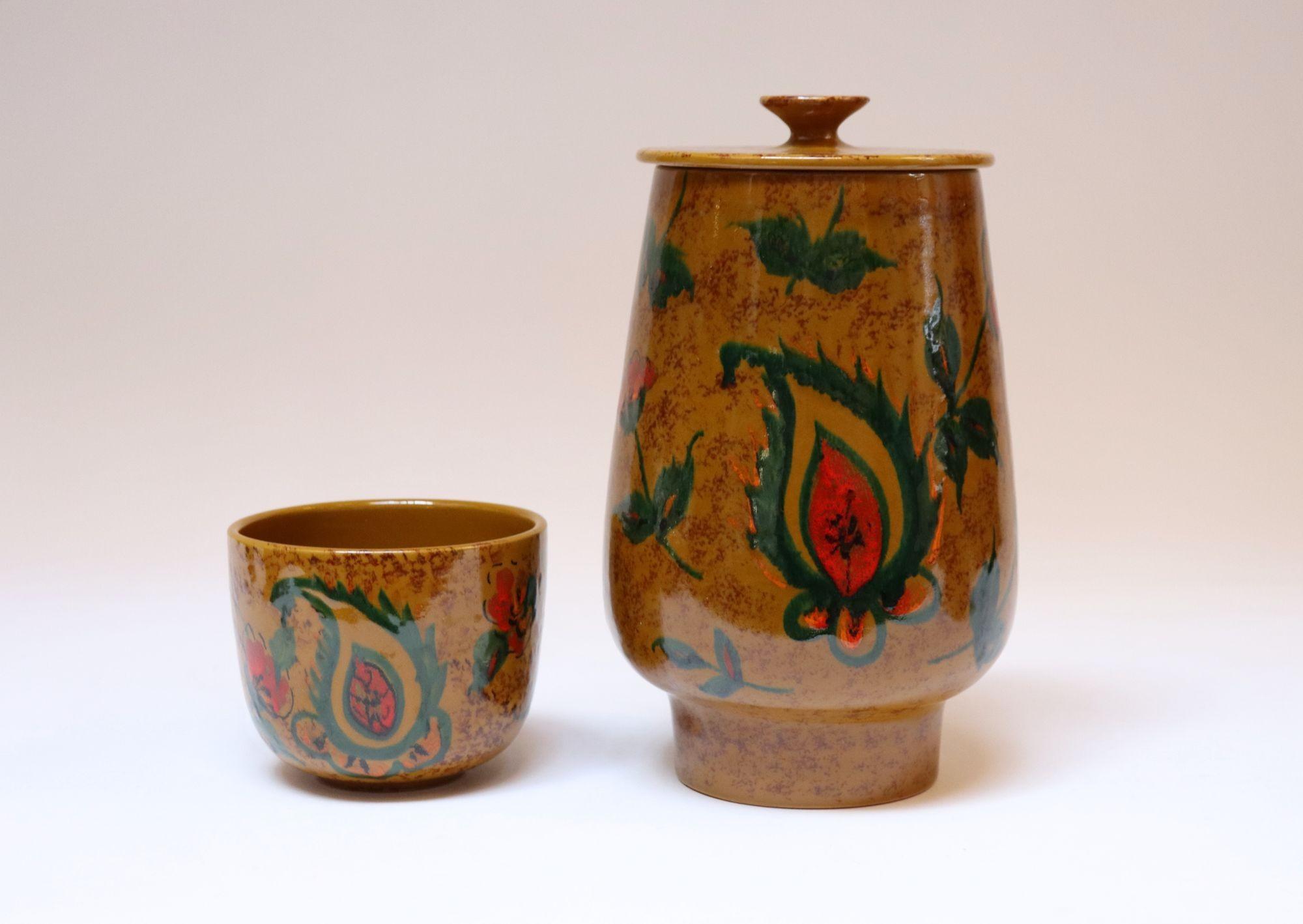 Set of Two Italian Modern Ceramic Ochre Vases with Floral and Paisley Decoration 11