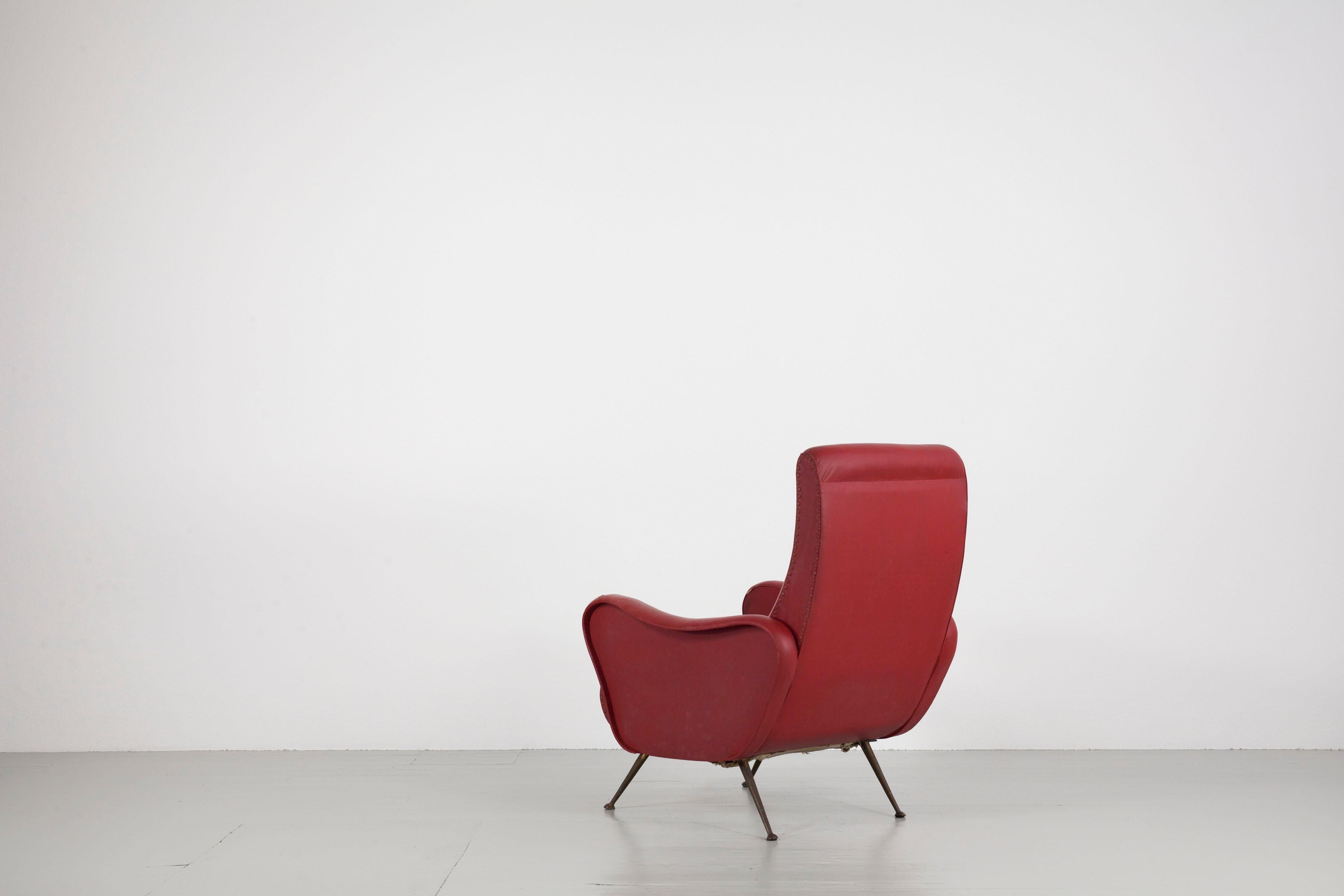 Set of Two Italian Red Faux Leather Armchairs with Brass Legs, 1950s In Distressed Condition In Wolfurt, AT