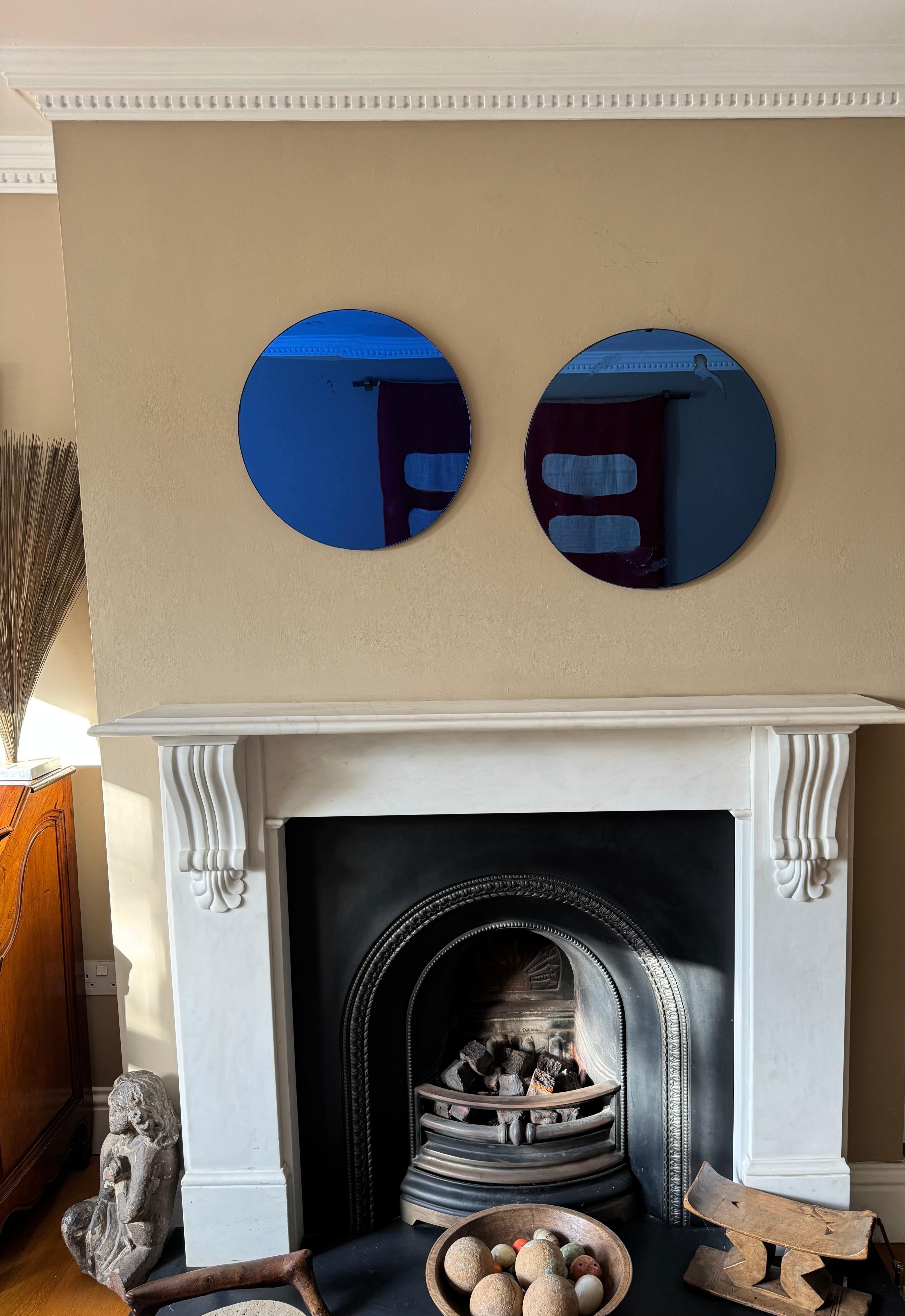 Ensemble de deux miroirs ronds italiens en verre bleu. C.C.1950. Bon état - En vente à London, GB