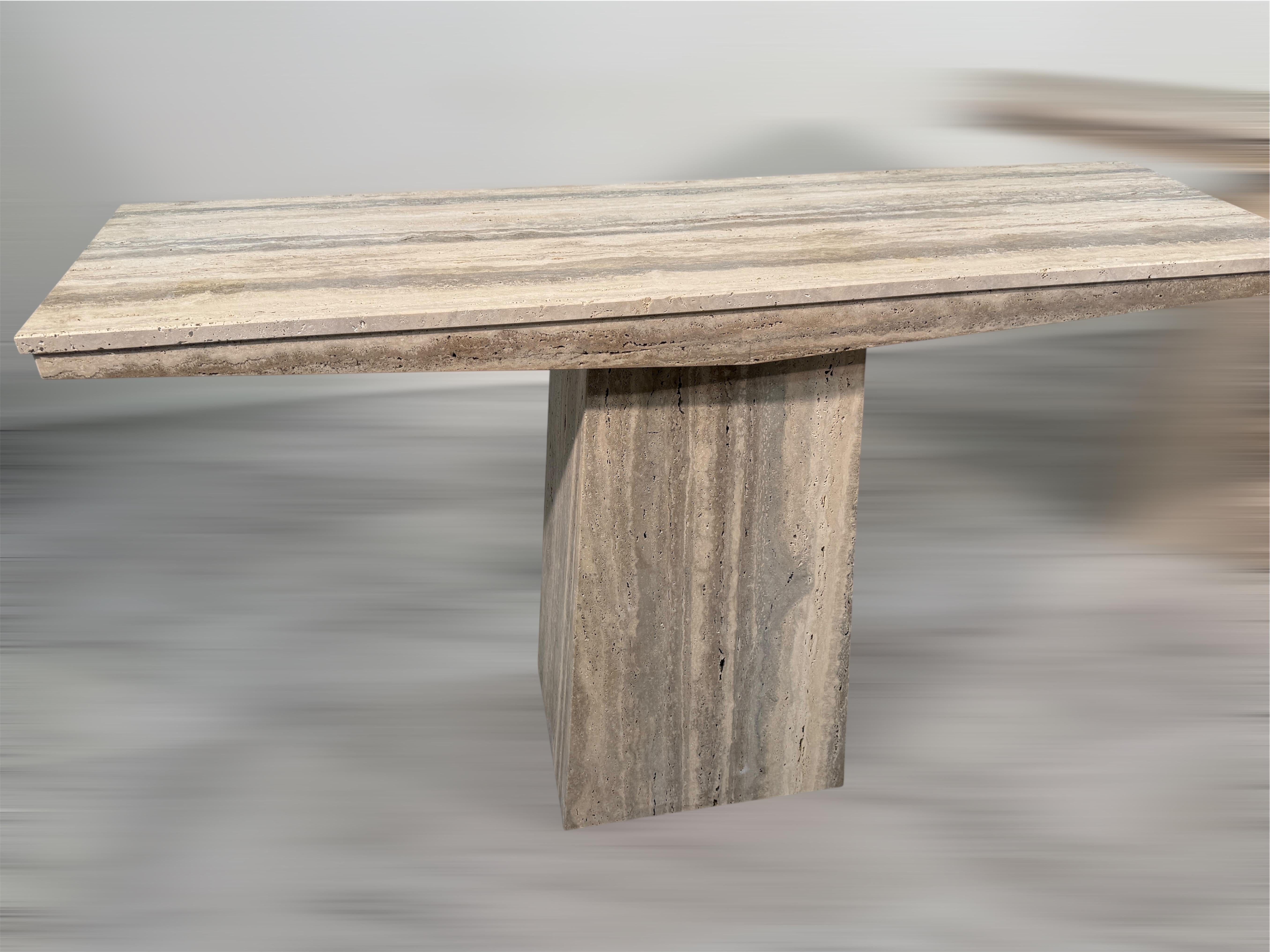 Ensemble de deux tables console italiennes en travertin, 1970 en vente 9