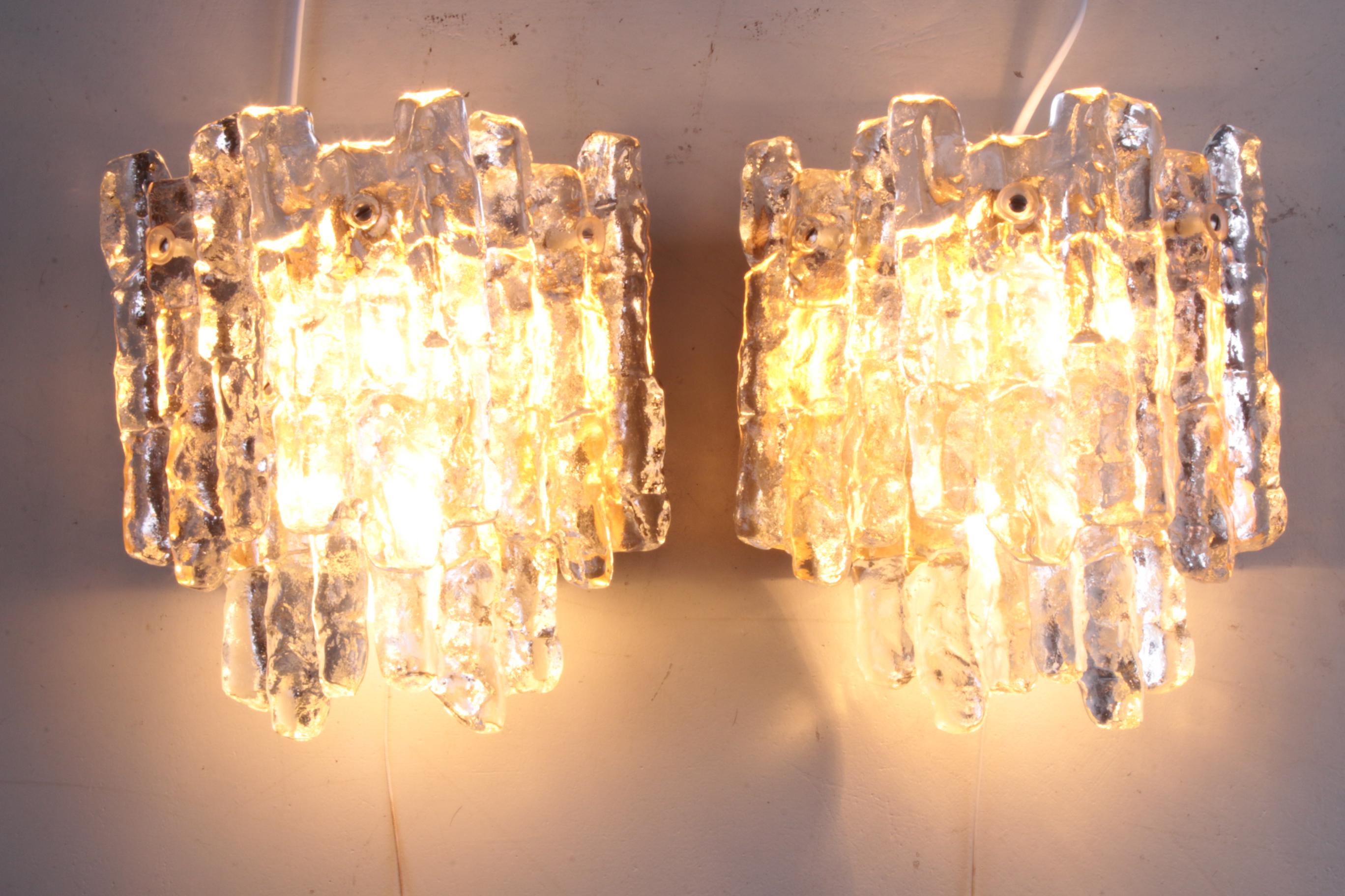 Set of Two J. T. Kalmar Ice Glass Wall Lamps, 1960 In Good Condition In Oostrum-Venray, NL