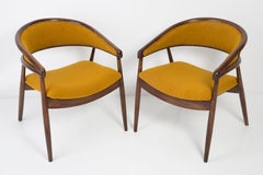 Ensemble de deux fauteuils en hêtre courbé James Mont, jaune ocre bouclée, années 1960