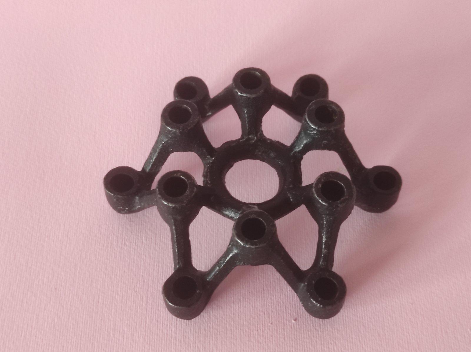 Set di due  Candelabro in metallo giapponese in vendita 1