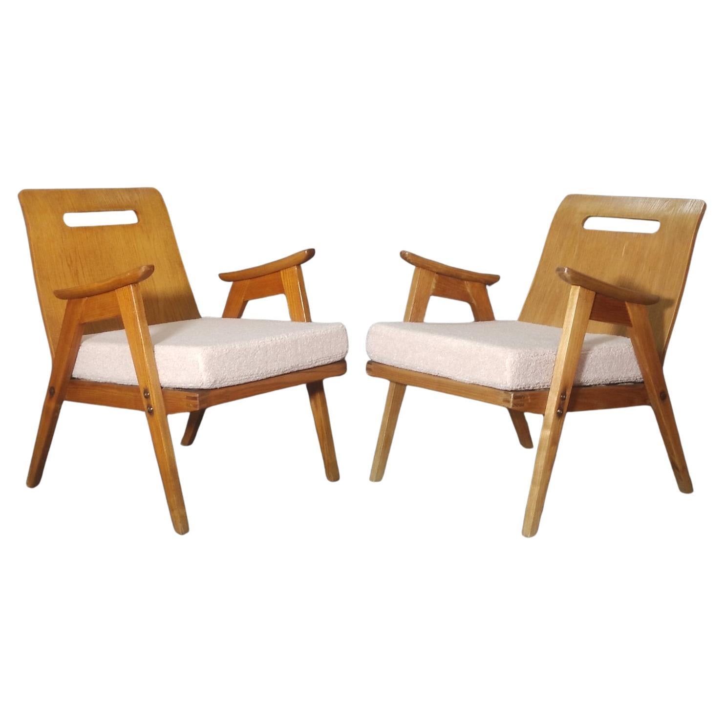 Set of Two Jaroslav Smidek Longue Chairs 1950s For Sale