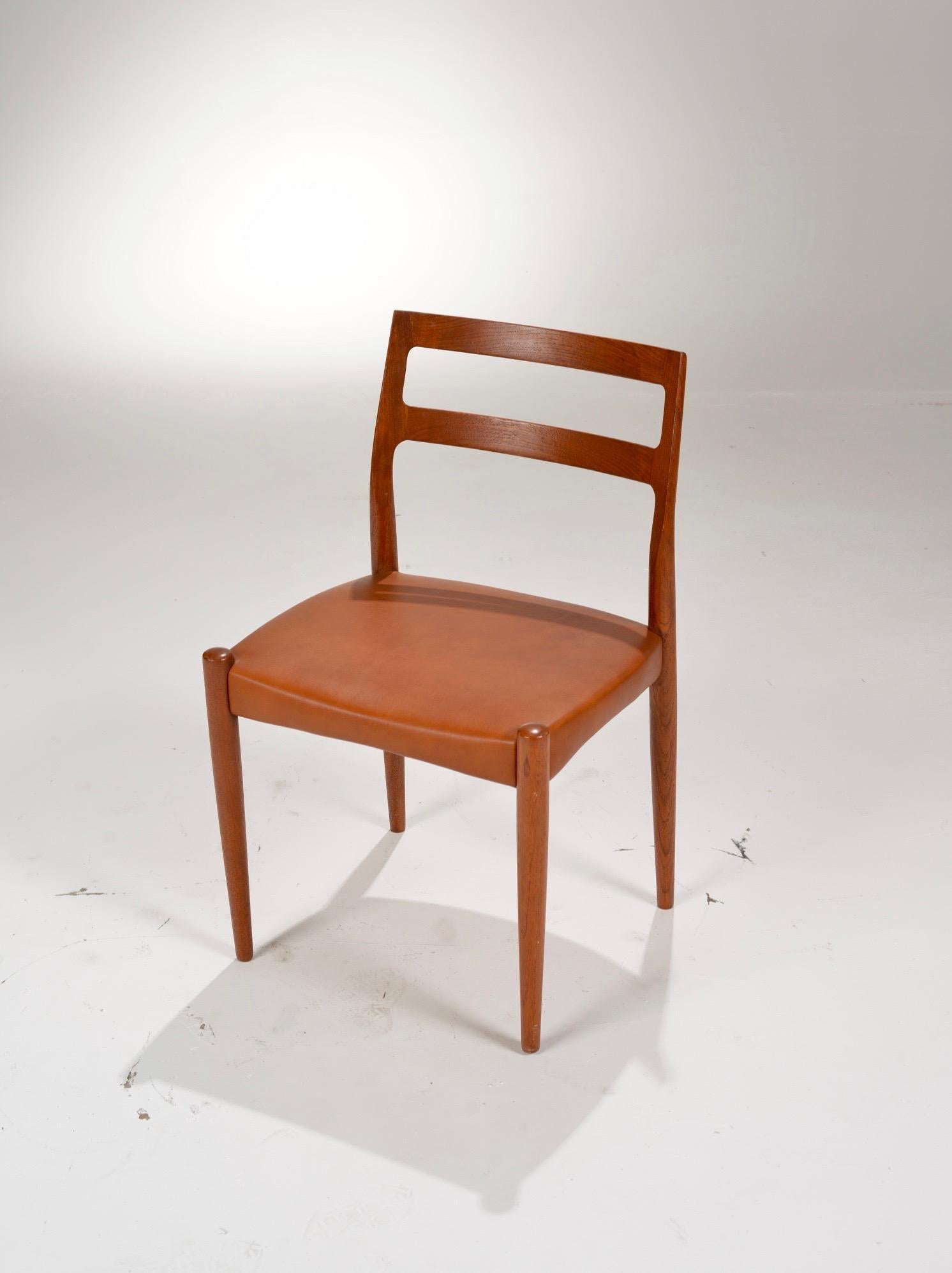 Mid-Century Modern Set of Two Johannes Andersen for Uldum Møbelfabrik Danish Modern Dining Chairs For Sale