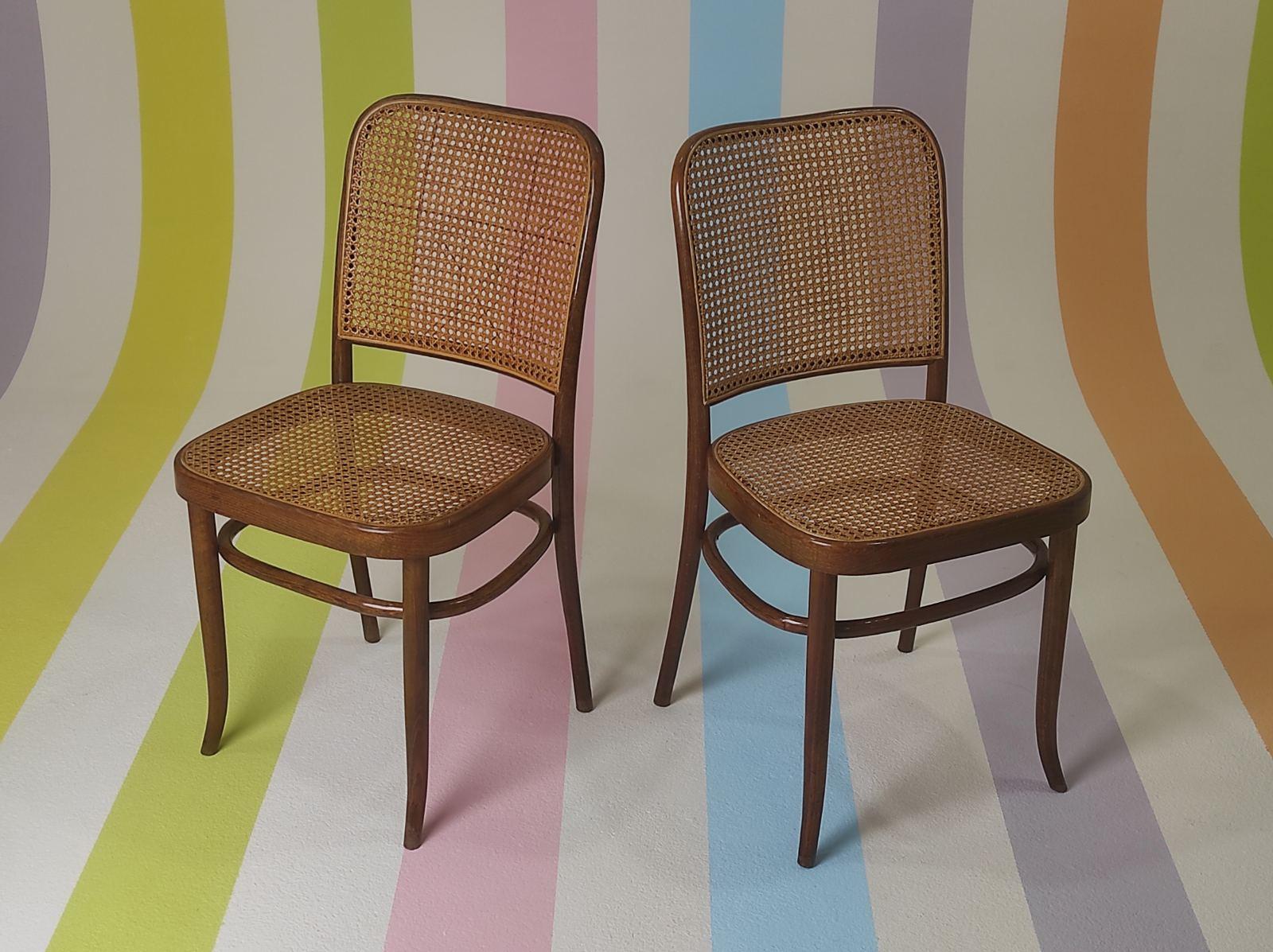 Satz von zwei Josef Hoffmann Prag 811 Stühlen 1950er Jahre im Zustand „Gut“ im Angebot in Čelinac, BA