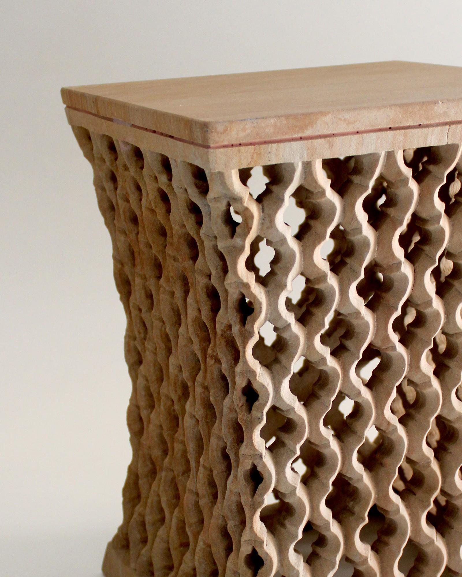 Ensemble de deux tables carrées Jour Jali en teck arc-en-ciel par Paul Mathieu Neuf - En vente à New York, NY