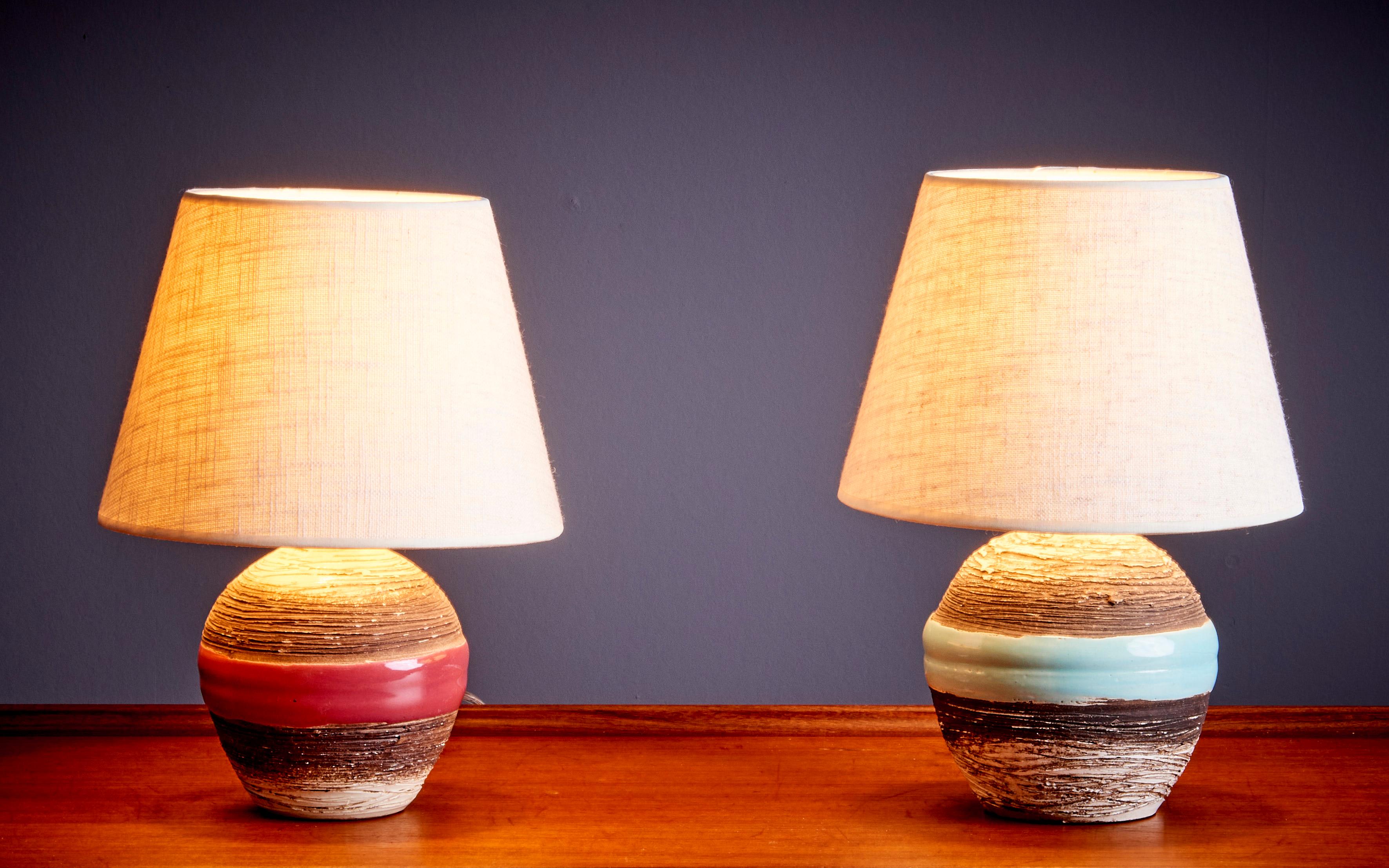 Keramos Table Lamps with no chips in excellent condition. Very beautiful Art Deco pieces.
To be on the safe side, the lamp should be checked locally by a specialist concerning local requirements.

