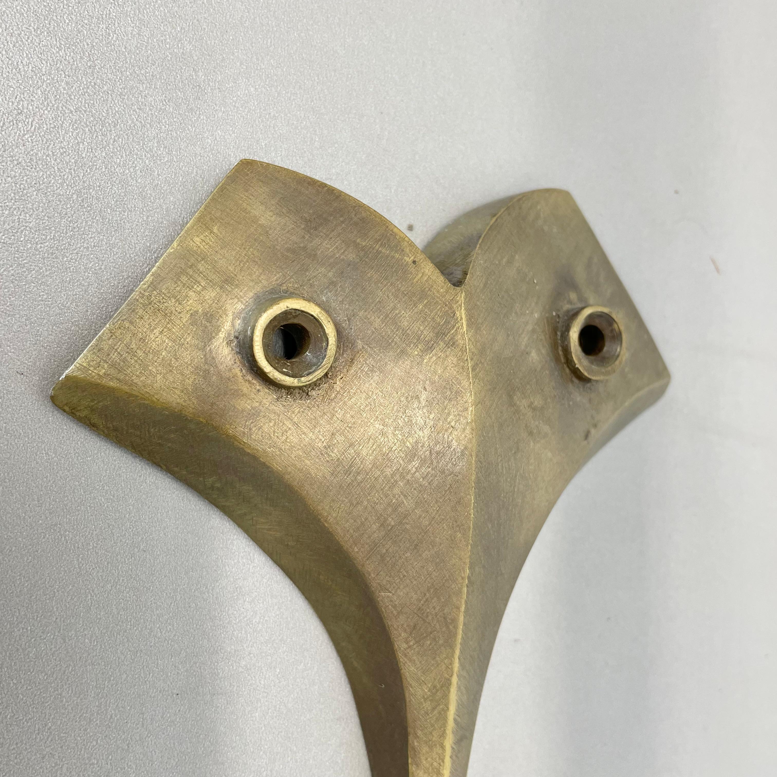 Set von zwei großen brutalistischen 28cm-Wandleuchtern aus Bronze und Messing, Italien 1950er Jahre im Angebot 4