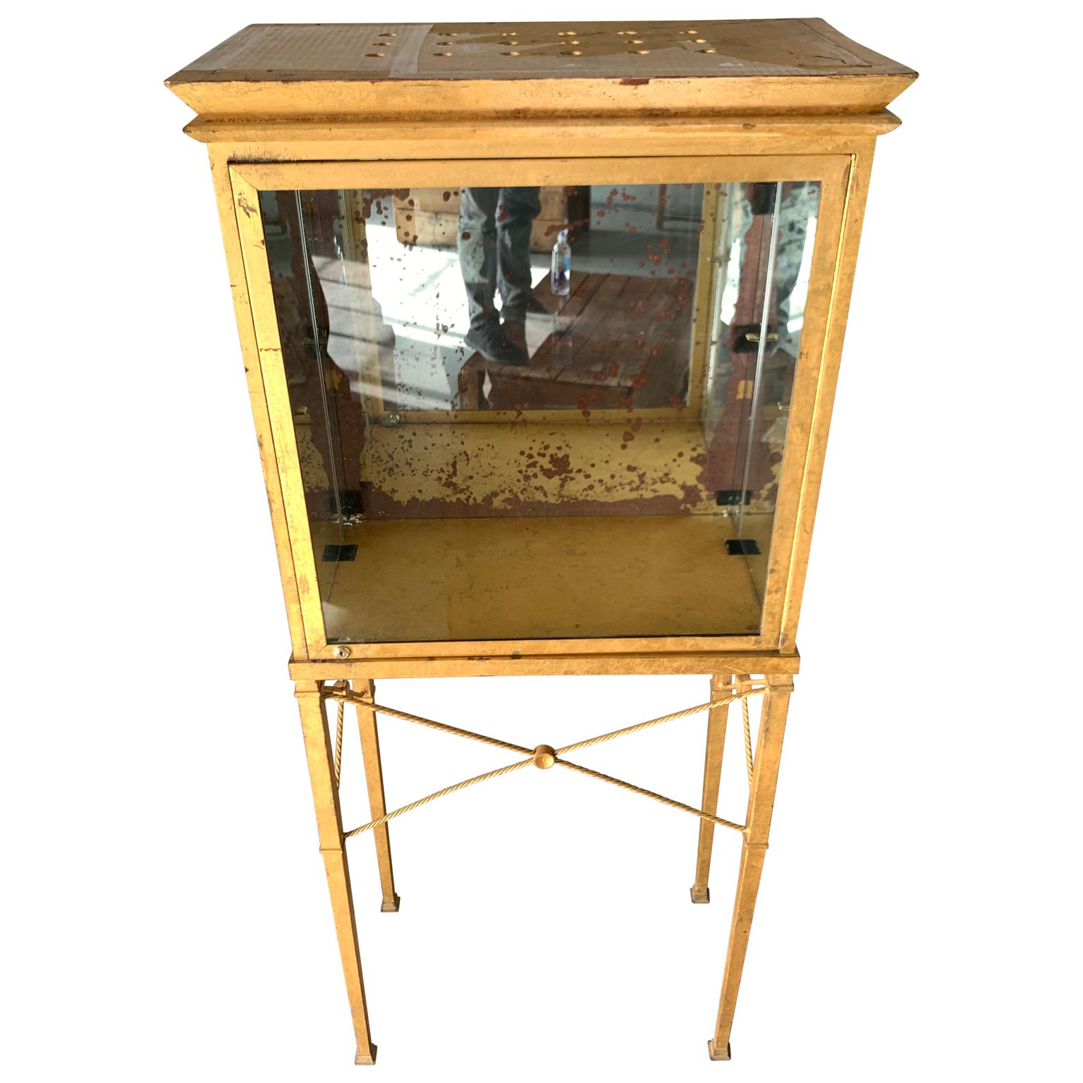 Hollywood Regency Set of Two Large Custom-Made Gilted Metal and Mirror Glass Display Cabinets