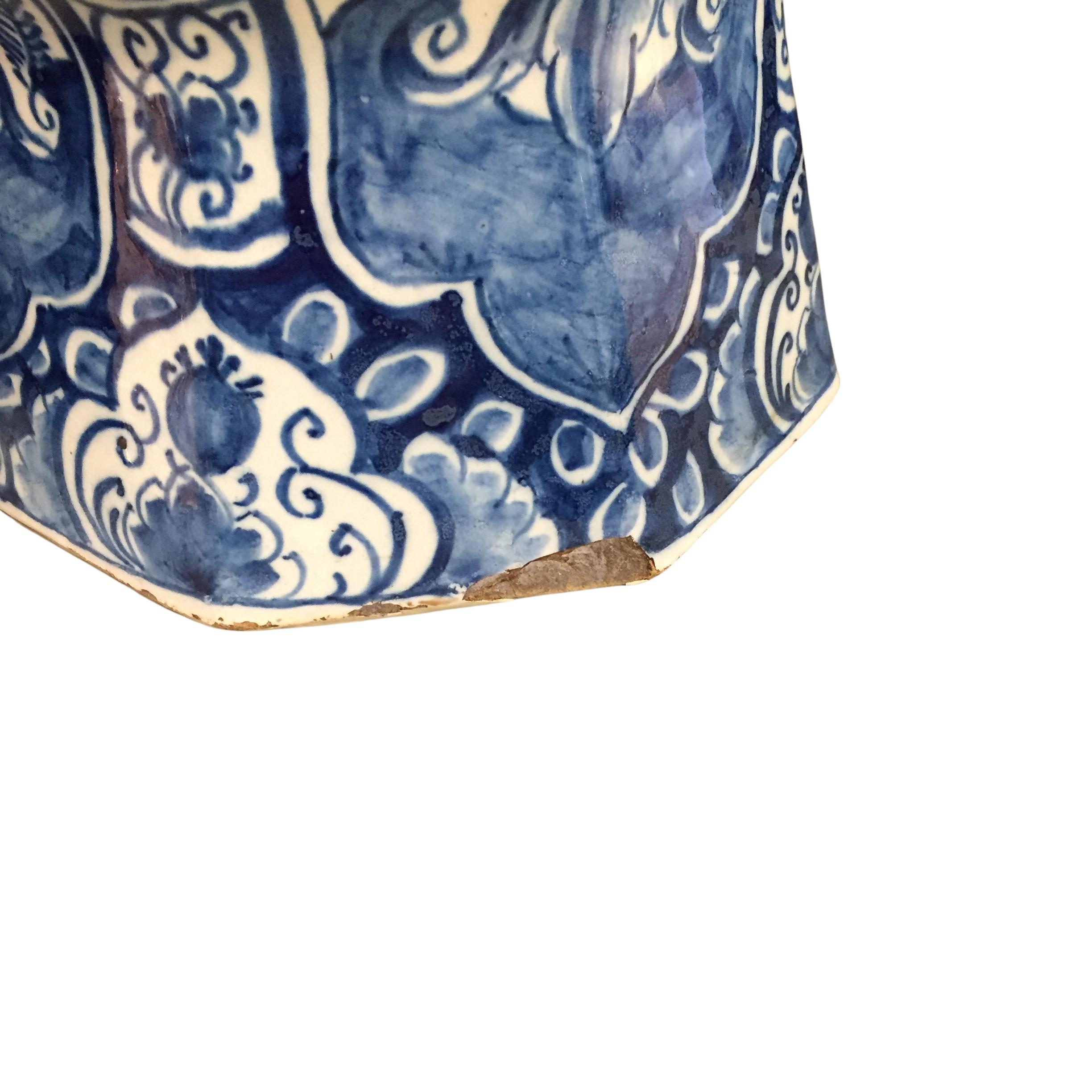 Set of Two Large Early 18th Century Dutch Delft Vases 3