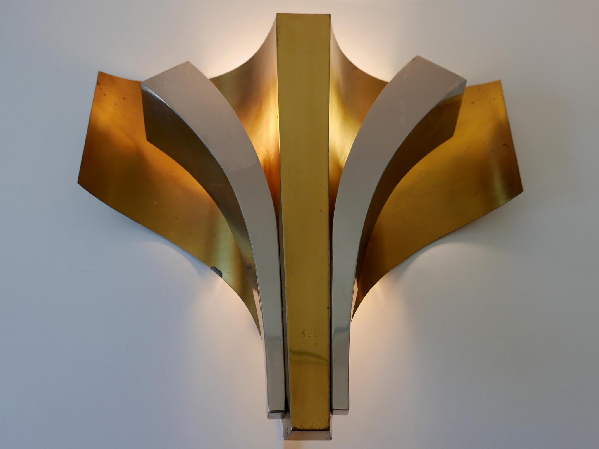 Set of Two Large Mid-Century Modern Brass Sconces by Maison Baguès Paris 1960s For Sale 4