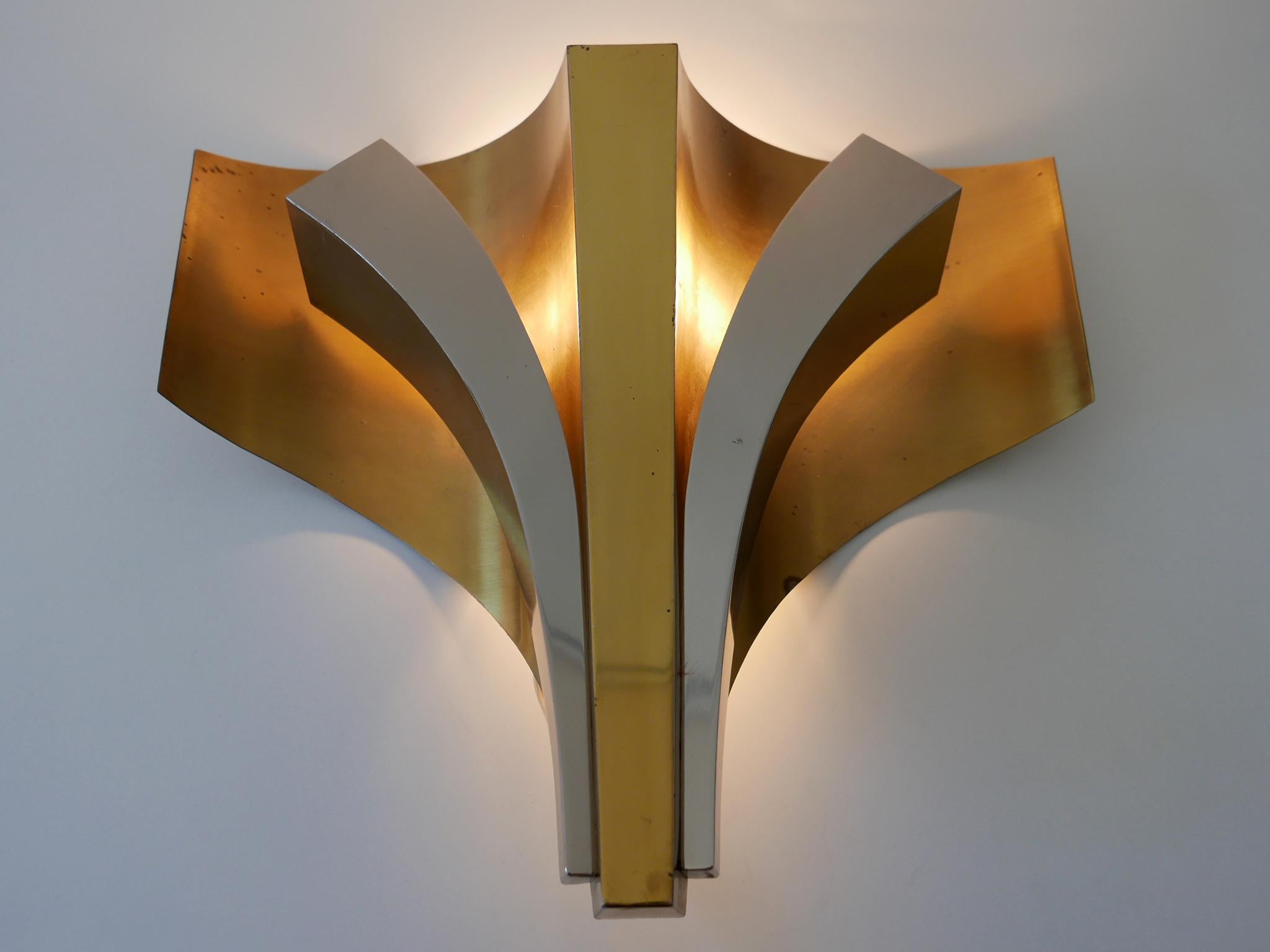 Set of Two Large Mid-Century Modern Brass Sconces by Maison Baguès Paris 1960s For Sale 6