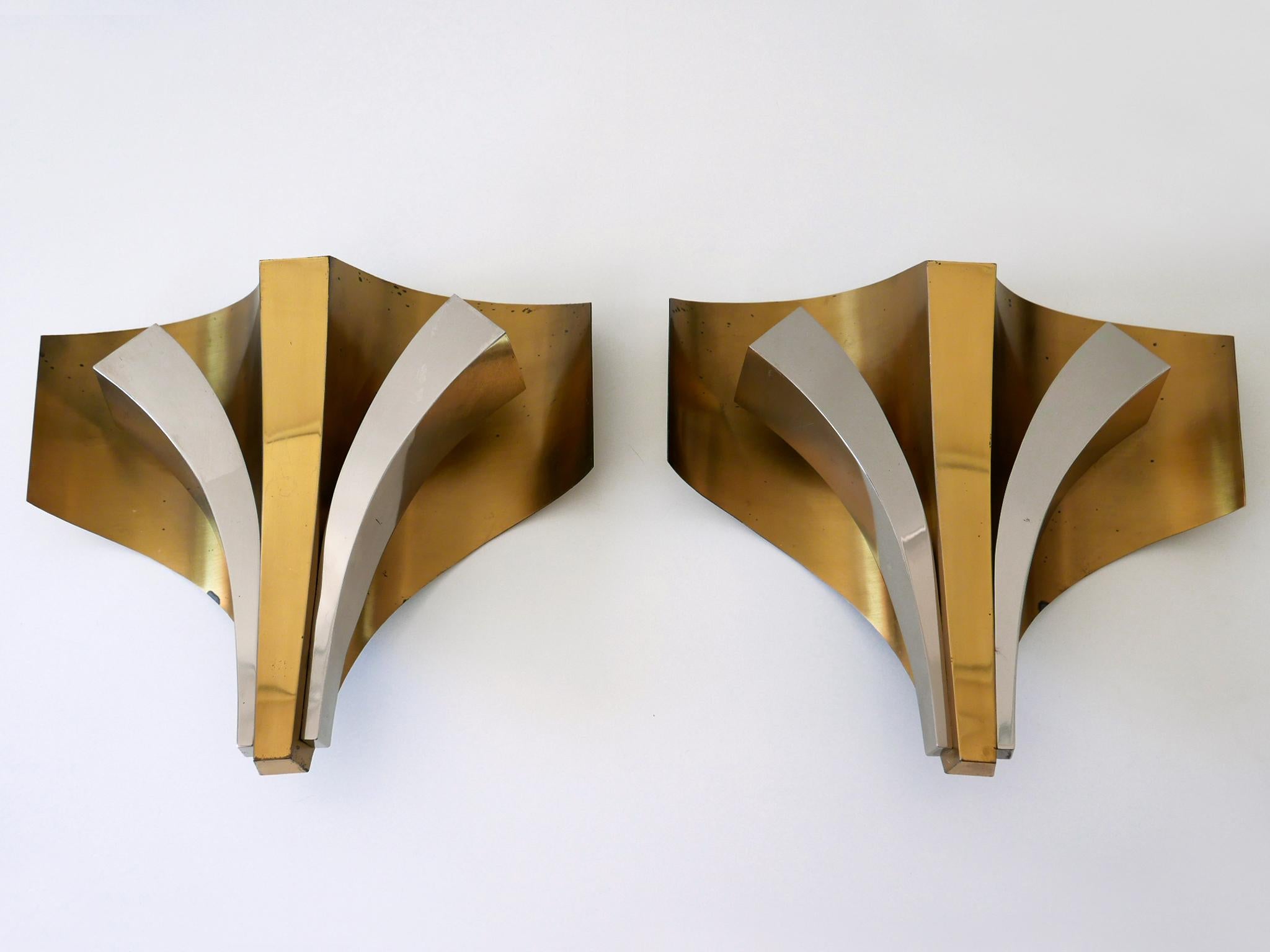 Set of Two Large Mid-Century Modern Brass Sconces by Maison Baguès Paris 1960s For Sale 9