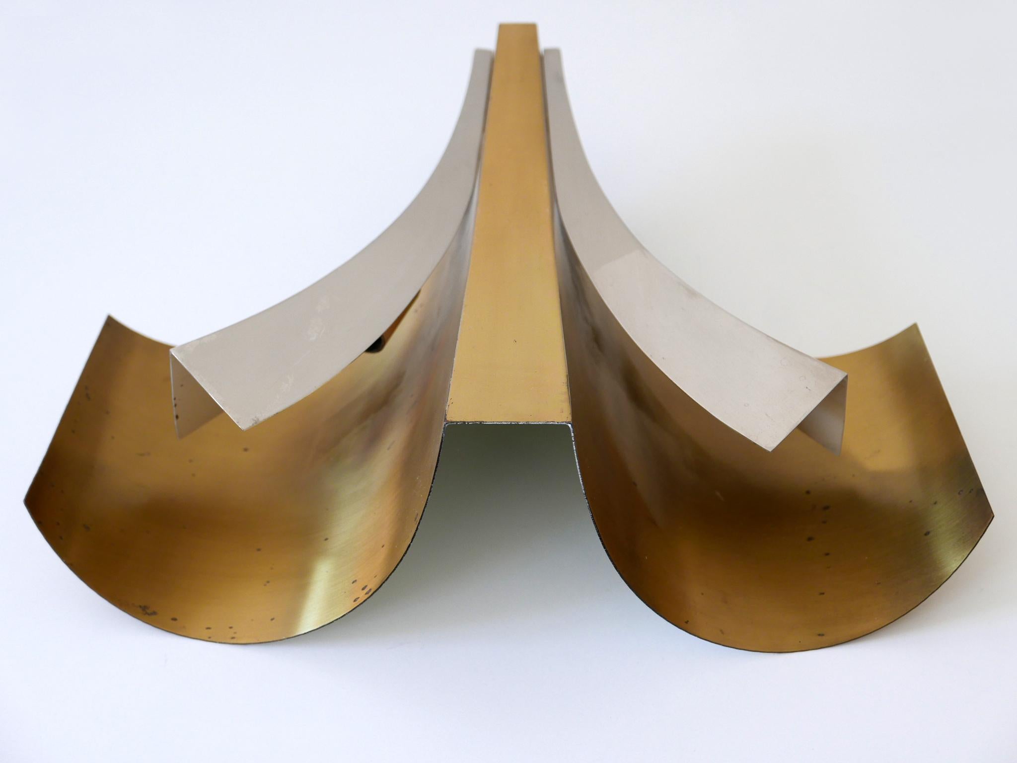 Set of Two Large Mid-Century Modern Brass Sconces by Maison Baguès Paris 1960s For Sale 12